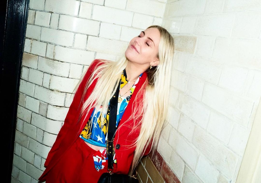 英國辣模蘿絲在30歲生日時，斥資舉辦了《哈利波特》電影主題派對。（翻攝India Rose James IG）