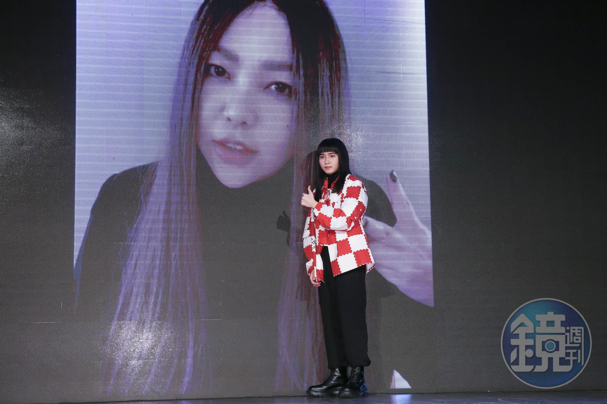 阿妹張惠妹以電話連線為徒弟持修造勢。