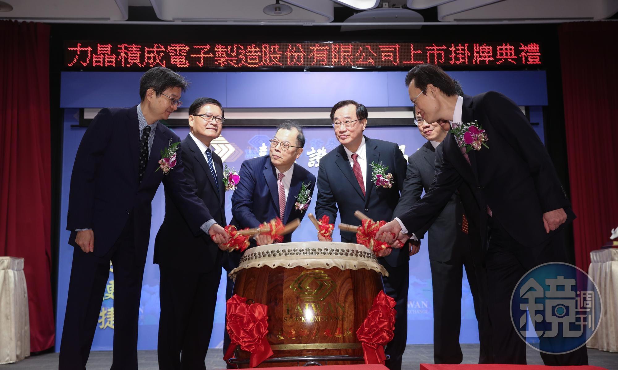 2021年台灣上市IPO市場，因為半導體產業重量級廠商力積電掛牌，整體籌資金額表現不俗。