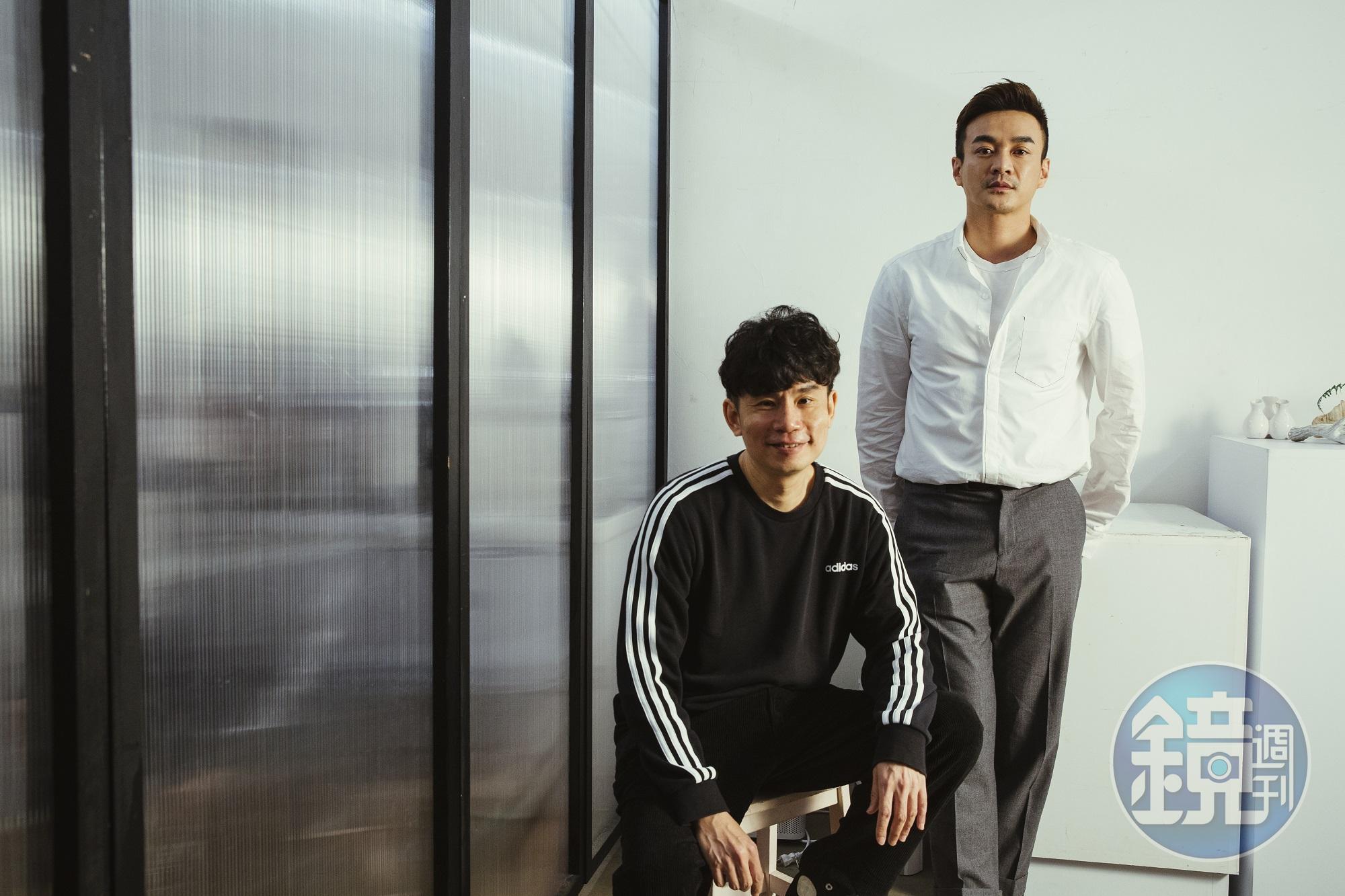 林心如與總製作人戴天易(右)、編劇杜政哲(左),繼7年前《16個夏天》再度攜手打造夯劇。