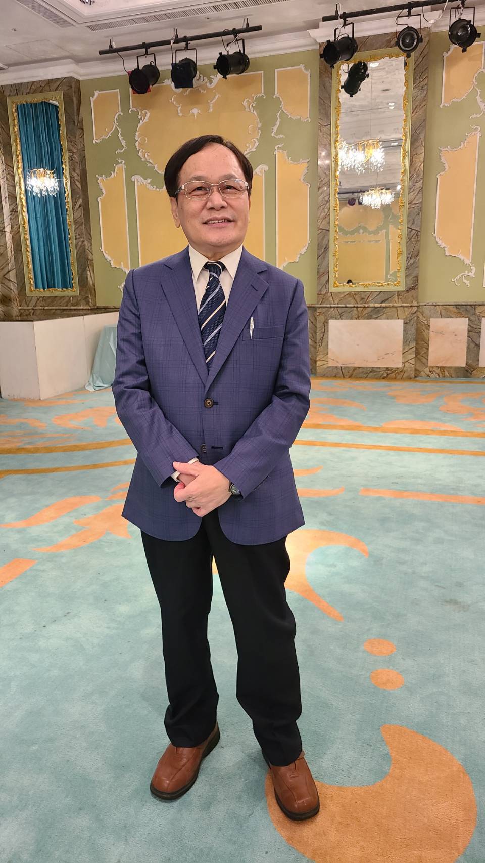 針對內政部擬修法預售屋禁止轉售換約，台北市不動產仲介經紀業公會公關主委張欣民說：「如果立法院照單全收內政部提出的修法版本，對預售屋是很大衝擊，會有一波逃命潮。」