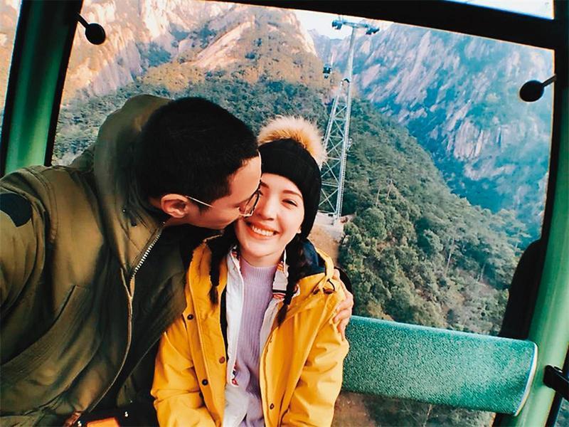 許瑋甯（右）與導演劉又年（左）結婚又離婚，都是迅雷不及掩耳。（翻攝自@ann0807 IG）