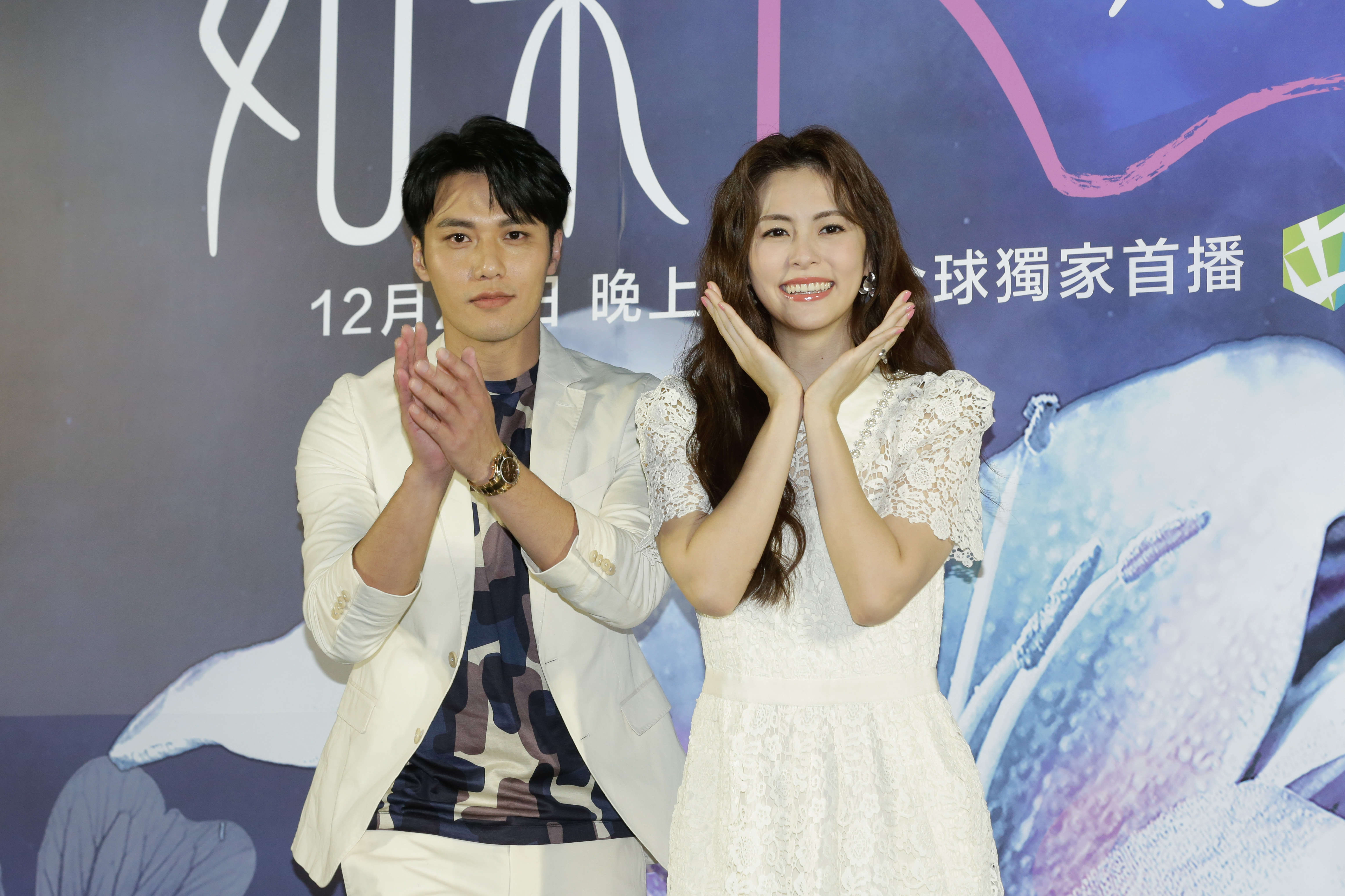 任容萱曾因張睿家拍攝時胸肌抽動笑場。