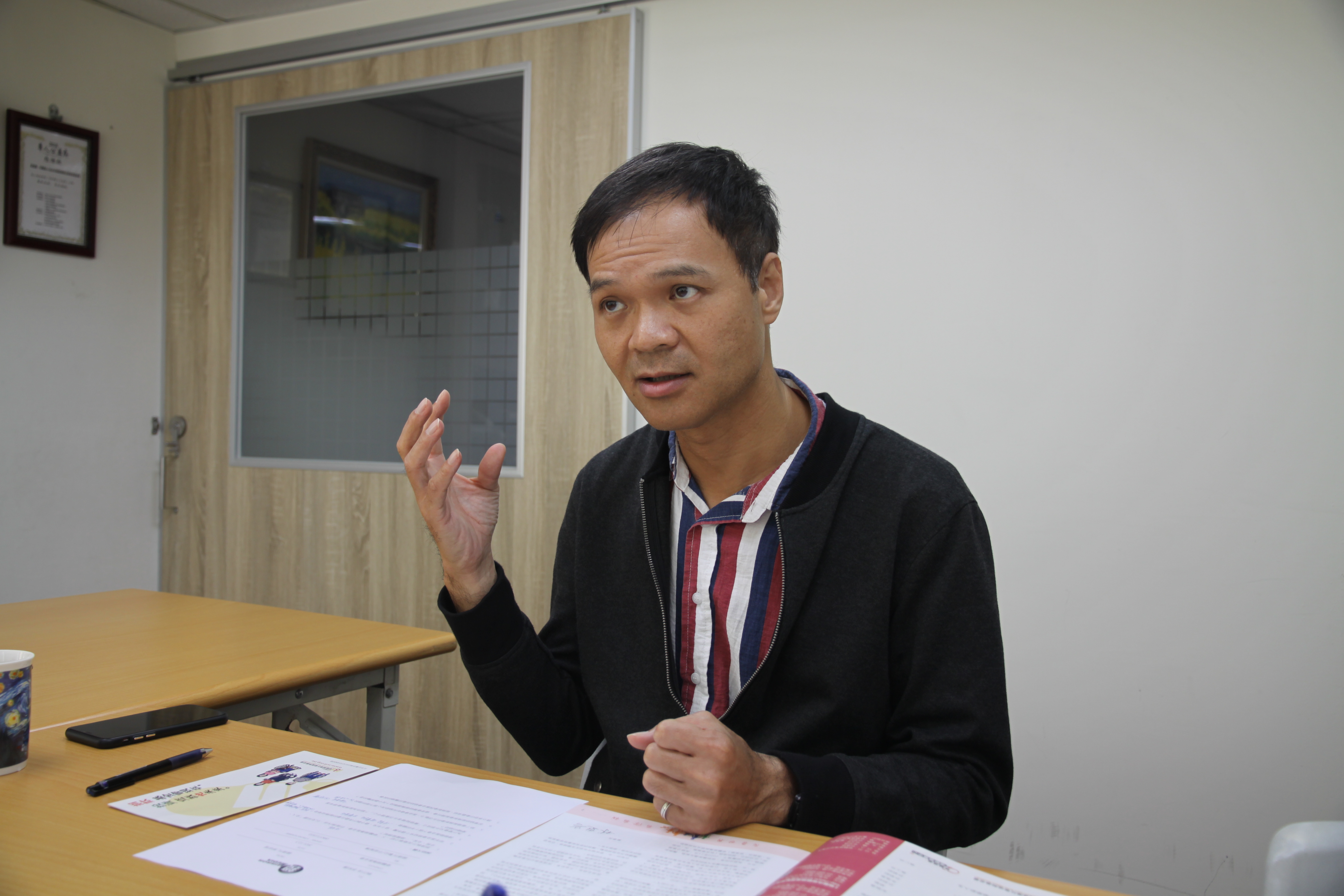 脊髓損傷基金會執行長李和謙受訪時表示，積極找到新傷友，透過同儕的力量讓他們開始新生活很重要。