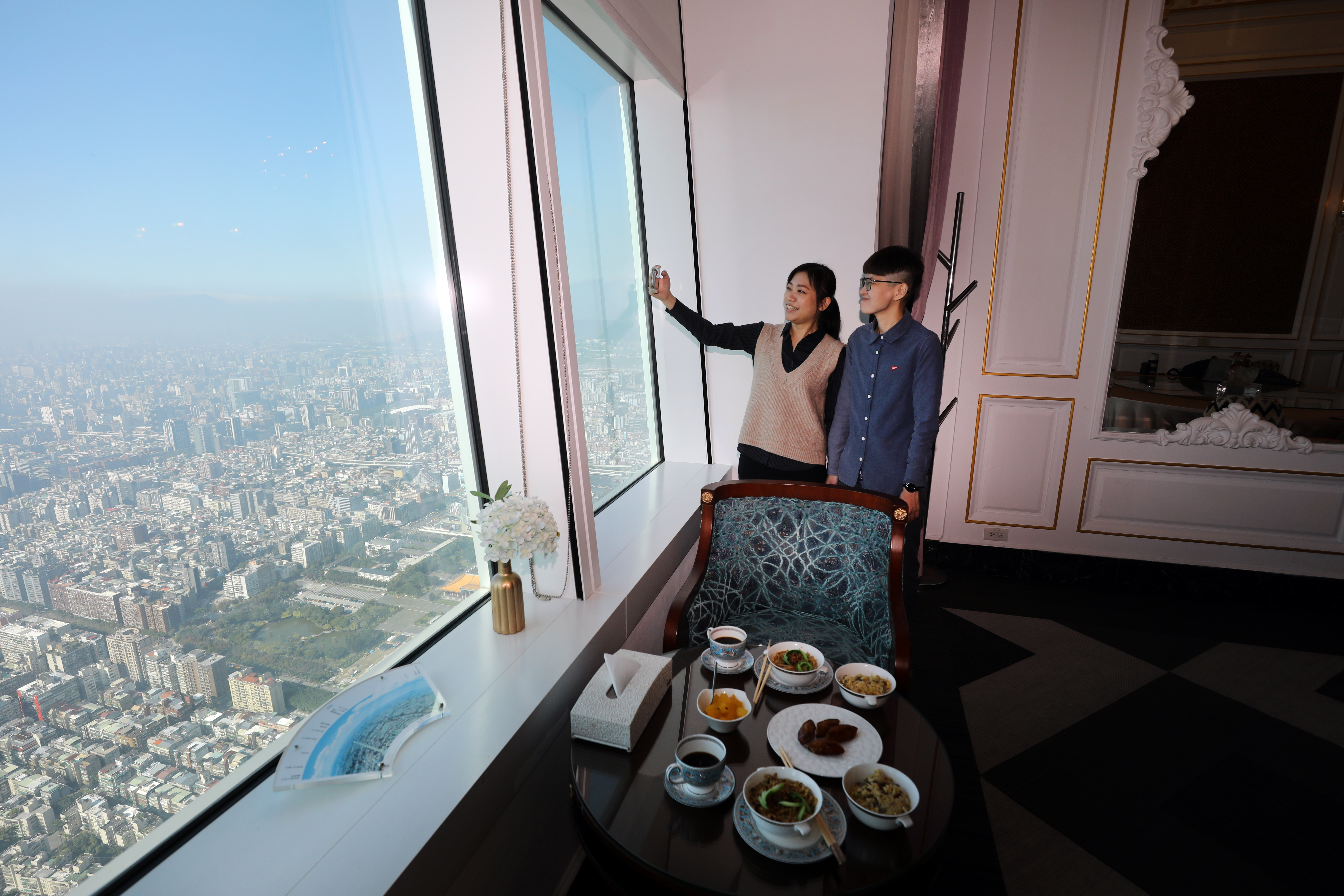 頂鮮101餐廳才剛解封，就被台北101發函不續約。