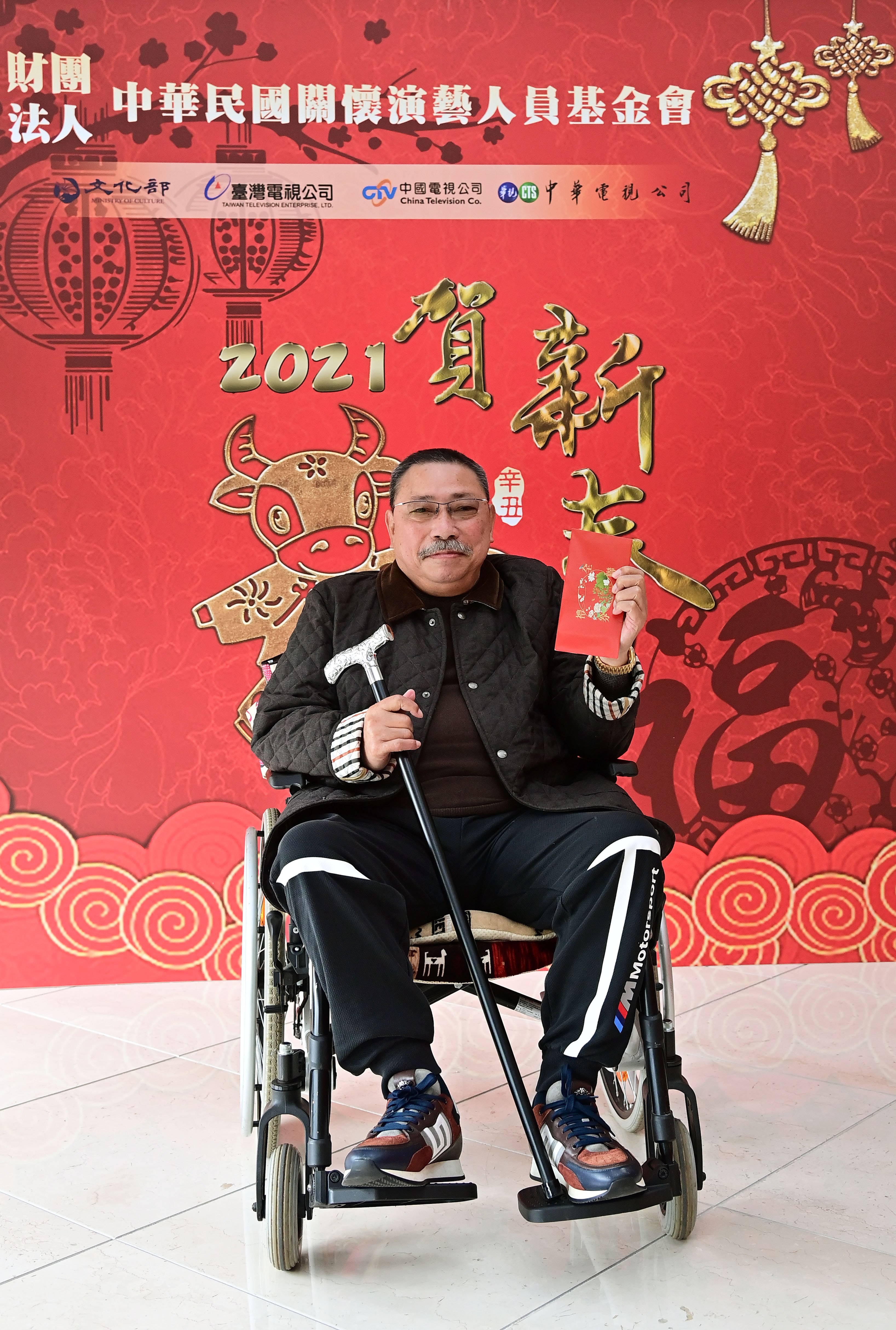 陳松勇今年年初還出席了中華民國關懷演藝人員基金會舉辦的春節聚餐，但中秋節聚餐卻不見他人影。（台視提供）
