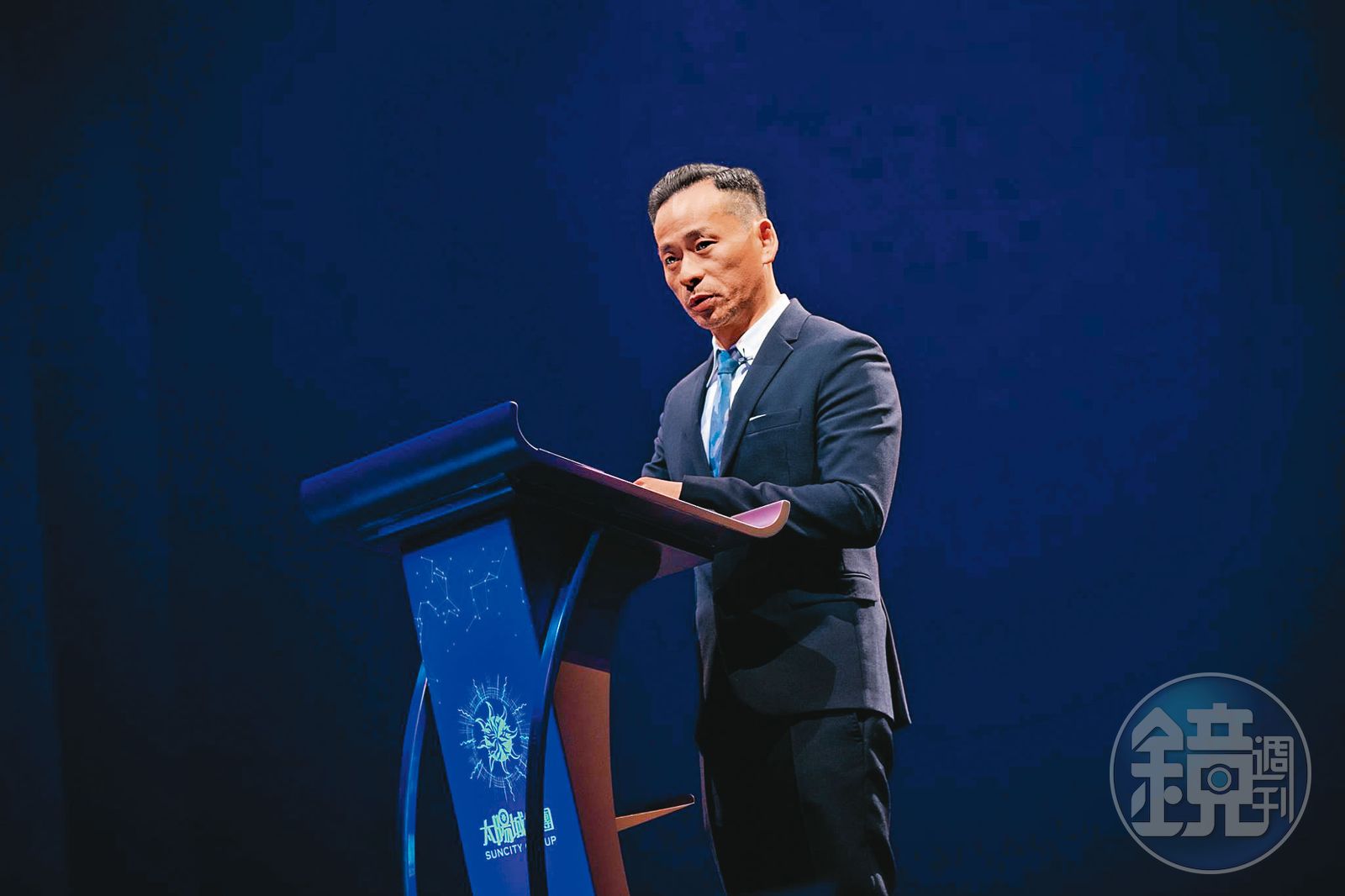 【台灣賭神卡錢關3】「疊碼仔」躍身澳門娛樂大亨周焯華47歲掙到400億身家揭密- 鏡週刊Mirror Media