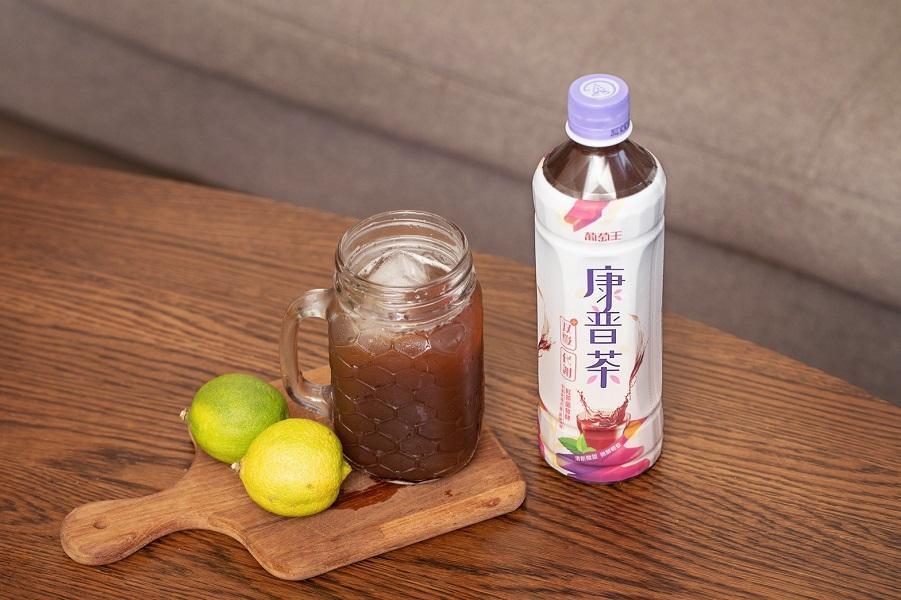 葡萄王以發酵技術揚名國際,早在30年前就對於康普茶有研究,這次推出的康普茶加入雙纖配方、鳳梨酵素,幫助新陳代謝。