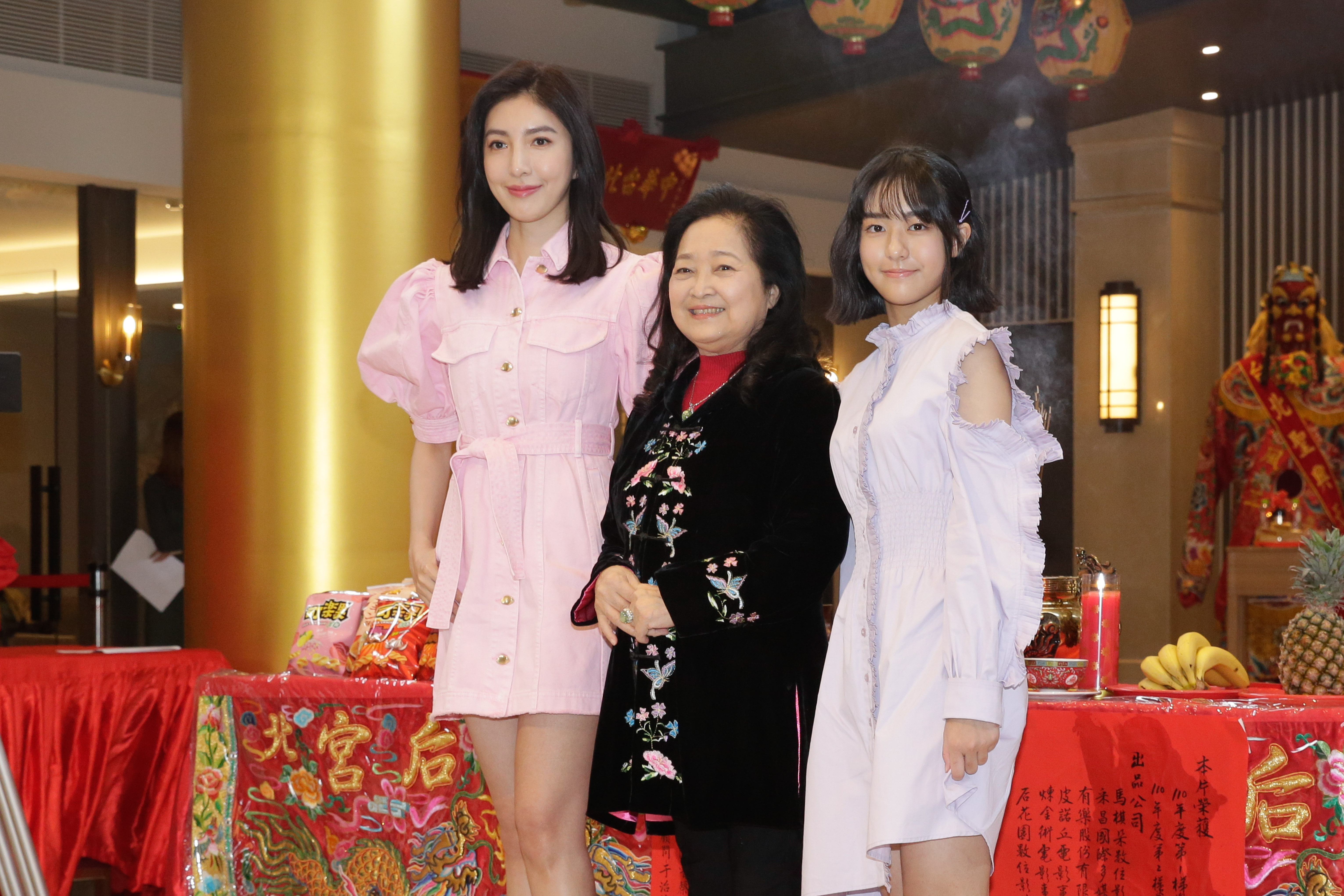 楊謹華（左起）、沛小嵐、彤彤將在片中演出一家三代，這也是沛小嵐時隔5年再度挑戰大銀幕。