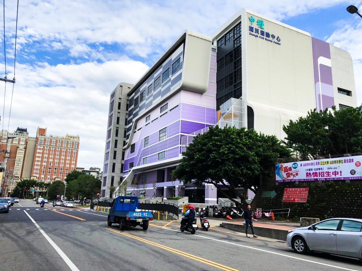 中壢區的環西路二段周邊生活機能優，休閒、交通和學區一應俱全。(圖/永慶房產集團提供)。