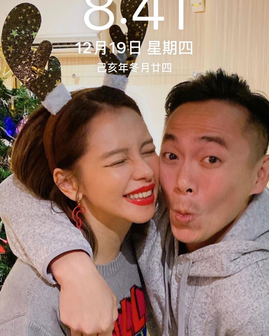 徐若瑄（左）澄清「我絕對沒有踰矩對不起我先生」，喊話王力宏出面化解。（翻攝自徐若瑄IG）