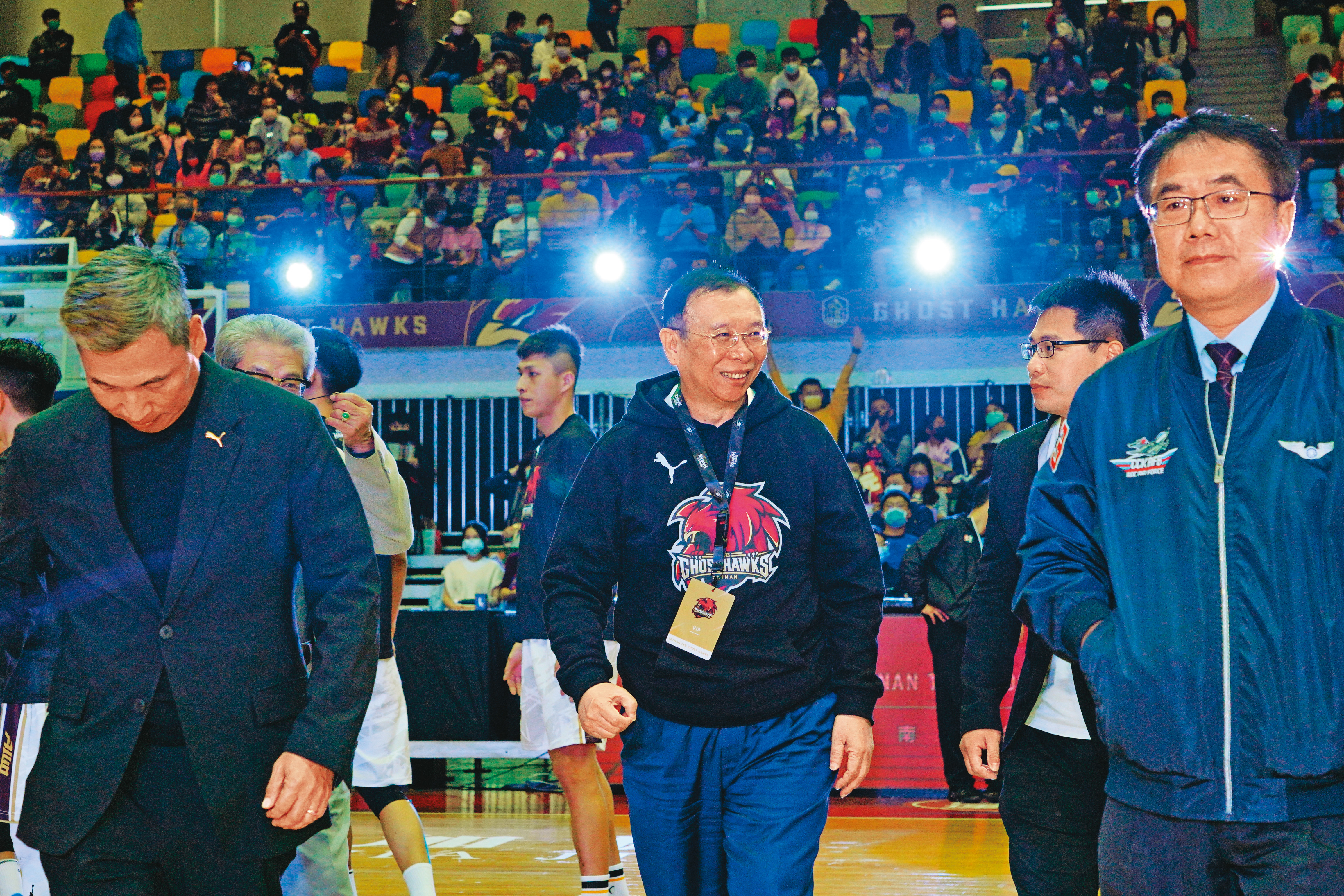 謝裕民為扭轉台鋼形象，參加職籃T1聯盟，希望引領南部運動風氣。