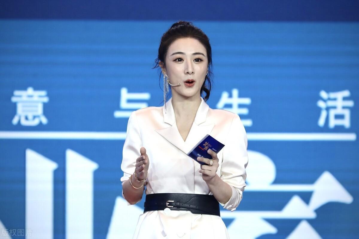 號稱「淘寶一姐」的直播帶貨天后薇婭涉嫌逃稅,被要求補稅60億台幣。(薇婭微博)