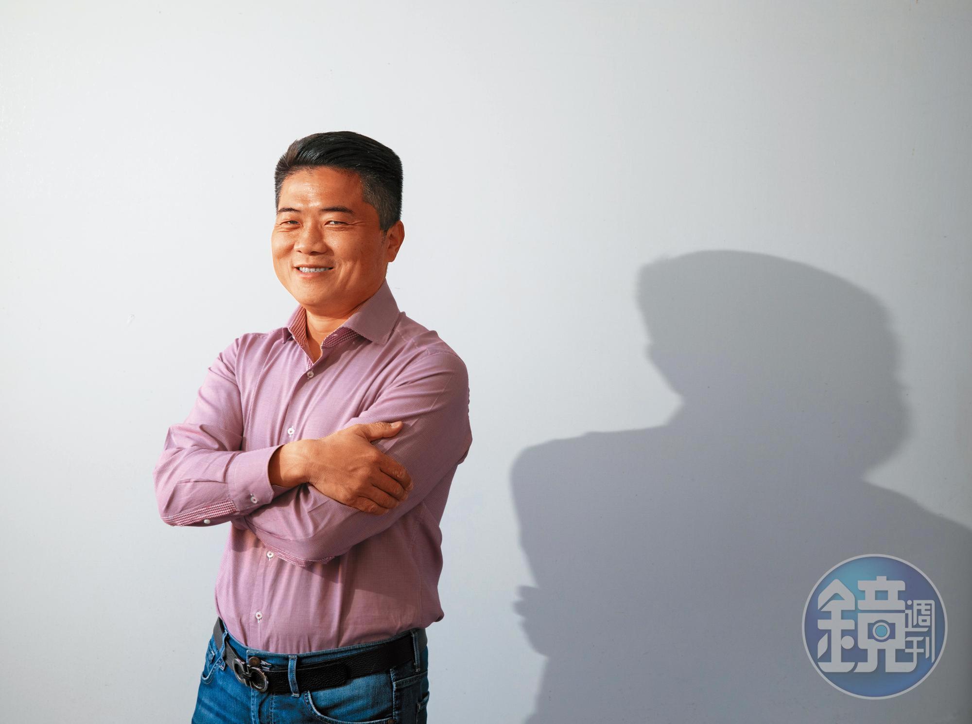 顏寬恒11月宣布接受國民黨徵召,投入台中第二選區立委補選。
