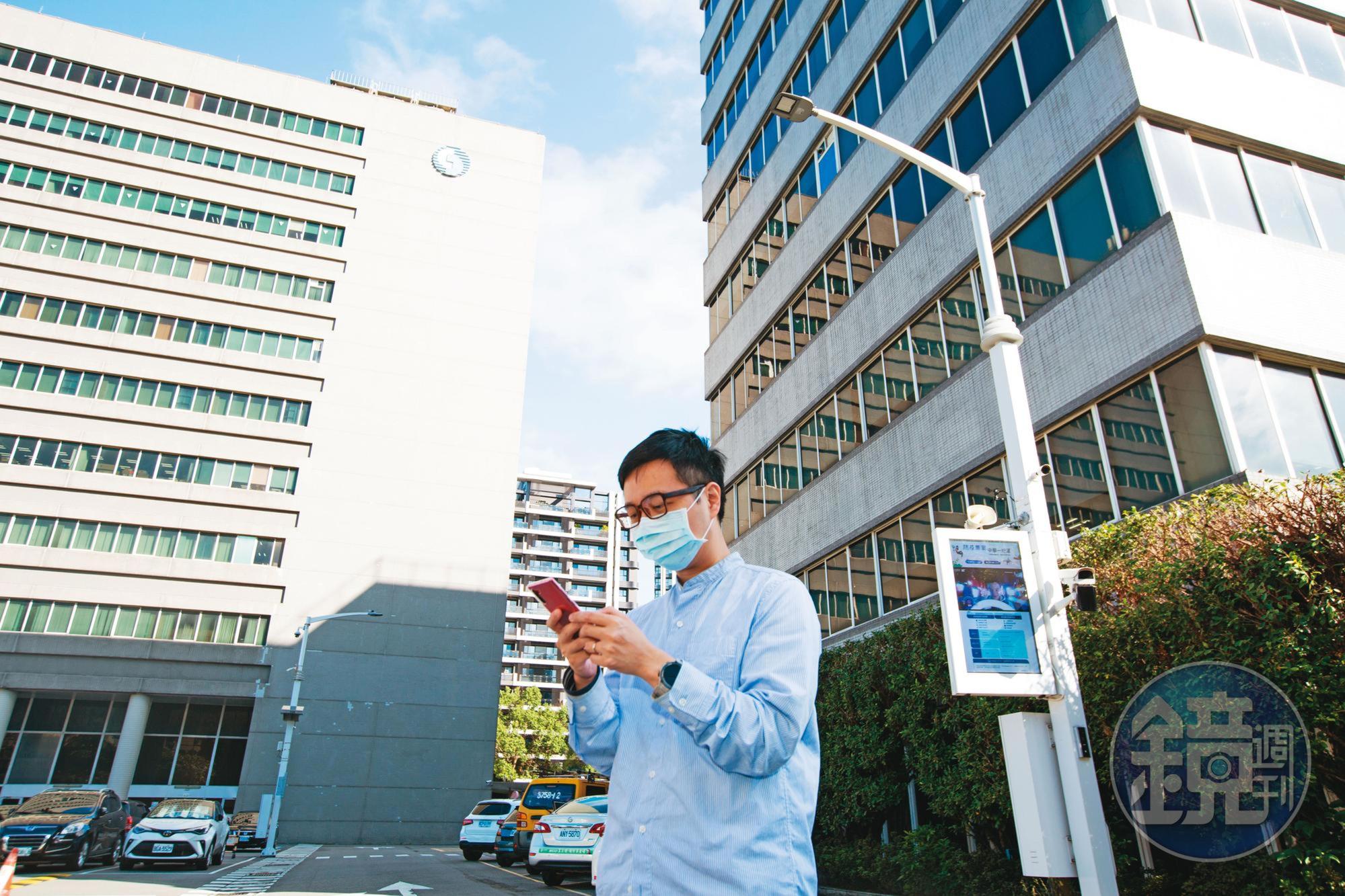 中華電信2年前投身智慧杆業務，並成功輸出東南亞。杆上除了路燈，也加裝了鏡頭、看板、感測器多項設備。