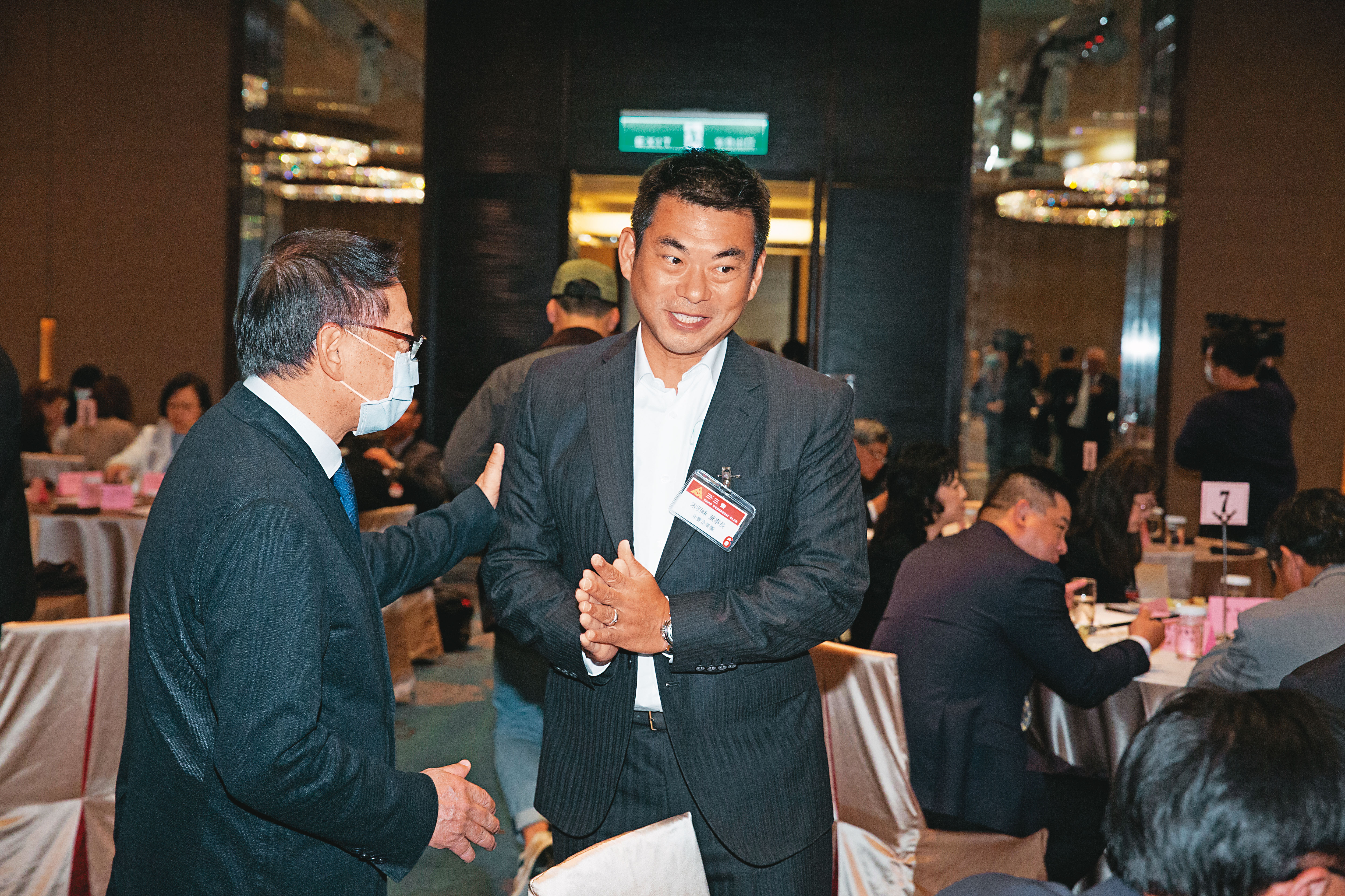 光寶董事長宋明峰在2020年接任後，積極整合集團產品主攻IoT解決方案，智慧杆和路燈成為一大新產品線。