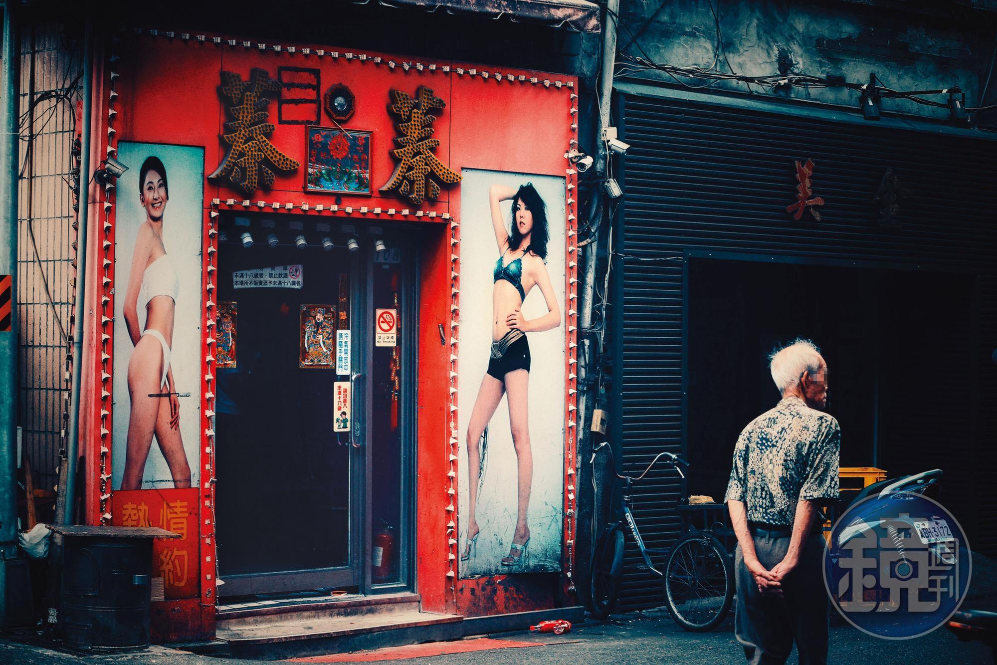 停業大半年，12月終於開始陸續復業的阿公店，卻面臨到許多條件門檻。（陳俊銘攝）