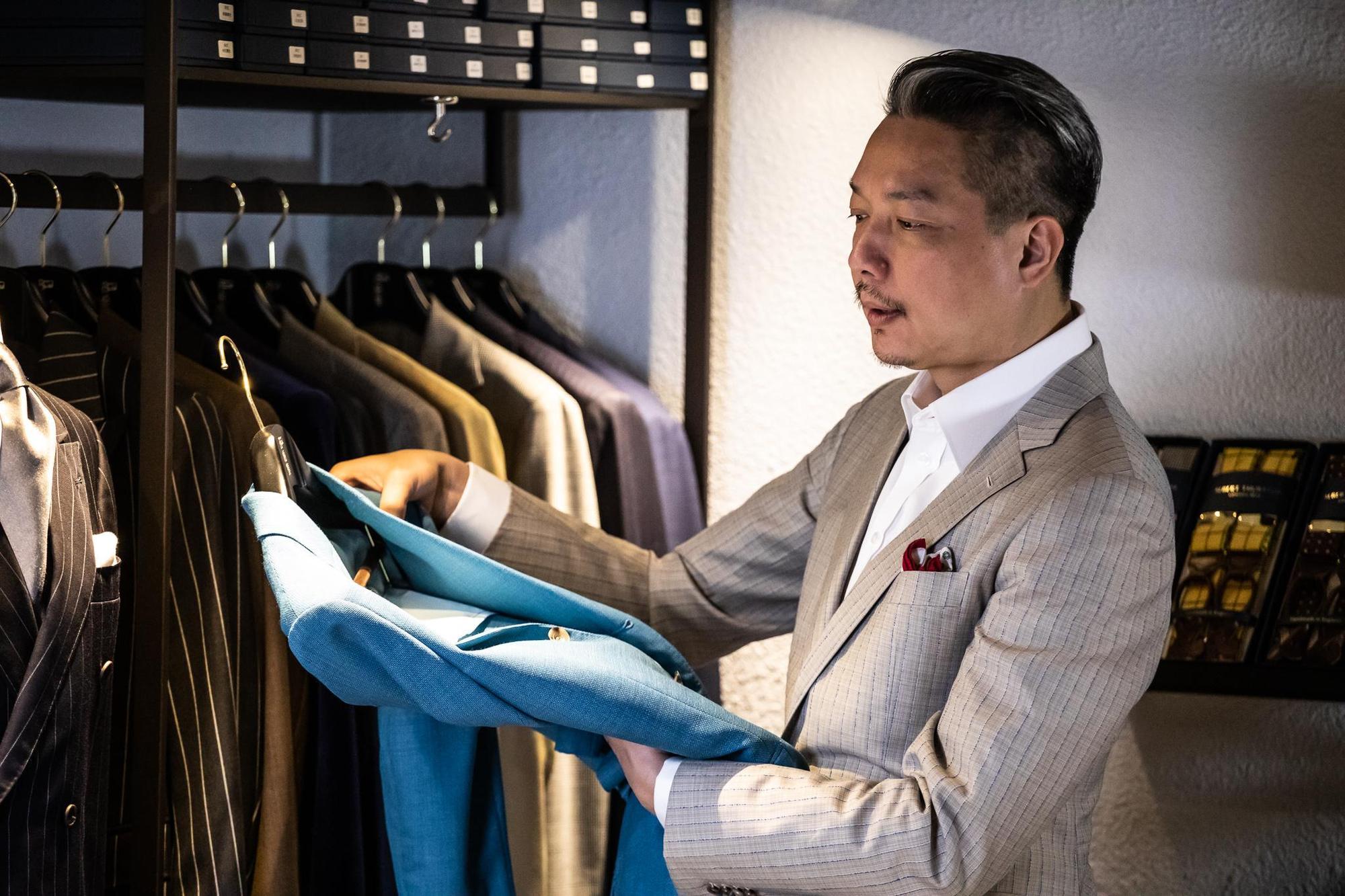 威士忌達人林一峰認為西服與威士忌有許多共通的精神與象徵。
