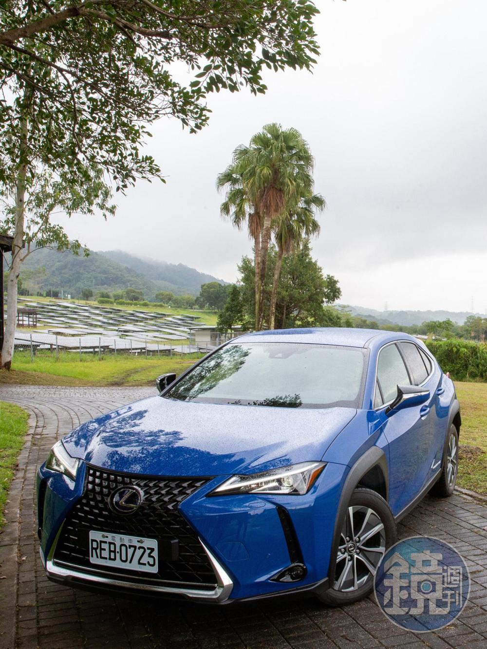 LEXUS UX 300e