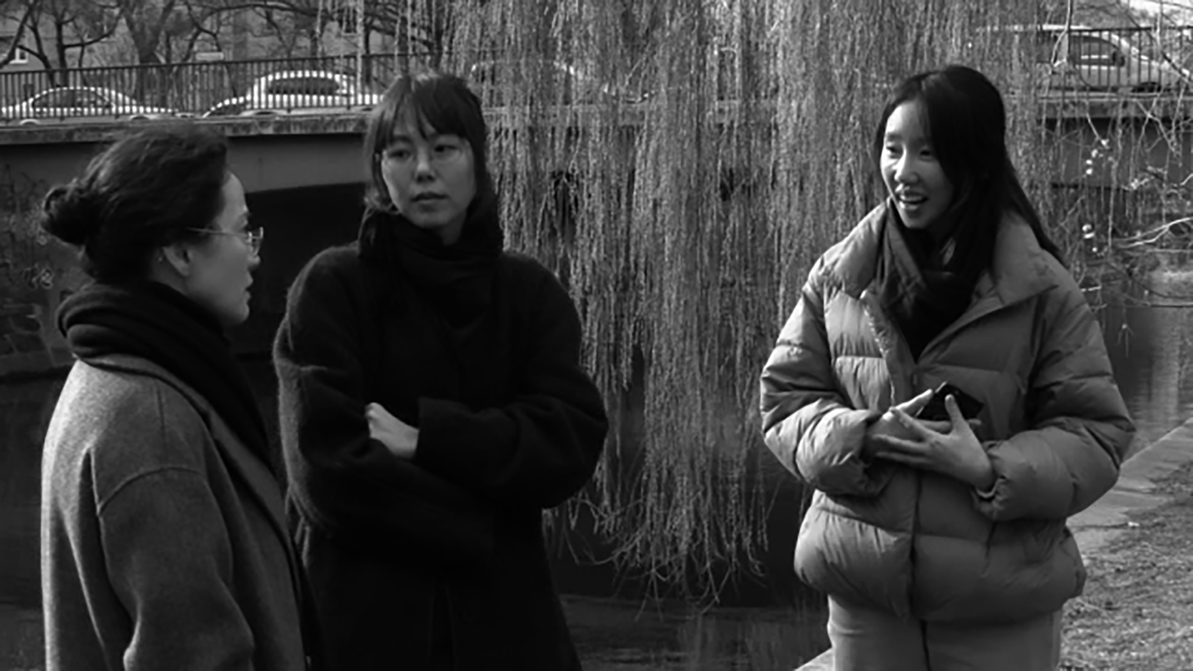 《引言》金珉禧(中)依然是導演洪常秀的謬思女神。(可樂電影)
