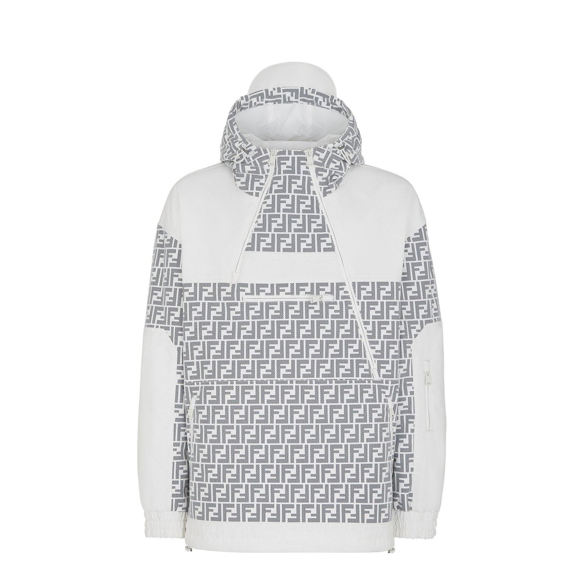 FENDI Winter Sports系列FF LOGO連帽夾克。NT$95,000（FENDI堤供）