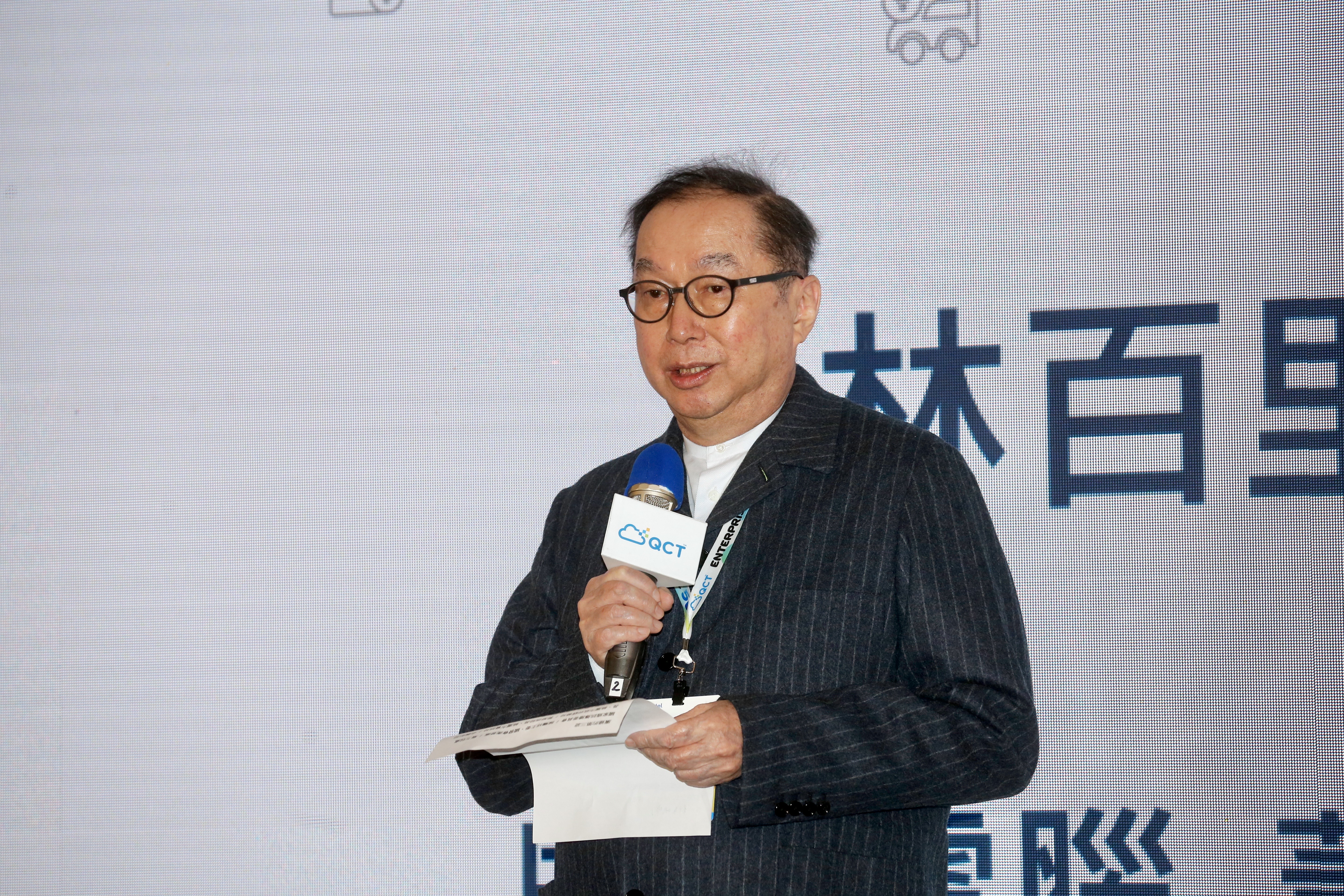 廣達董事長林百里看好元宇宙商機，企圖以AR、VR、AI、IoT、伺服器等硬體連結5G，成為第三波科技革命的領頭羊。