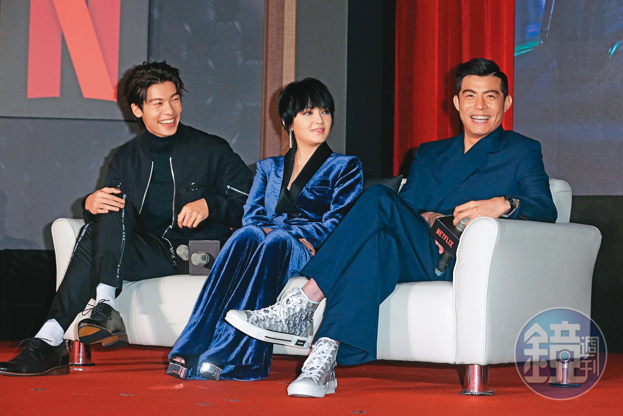 許光漢(左起)早在與范曉萱、王柏傑合演的影集《罪夢者》中就有激情男男虐戀,BL題材對他並不陌生。
