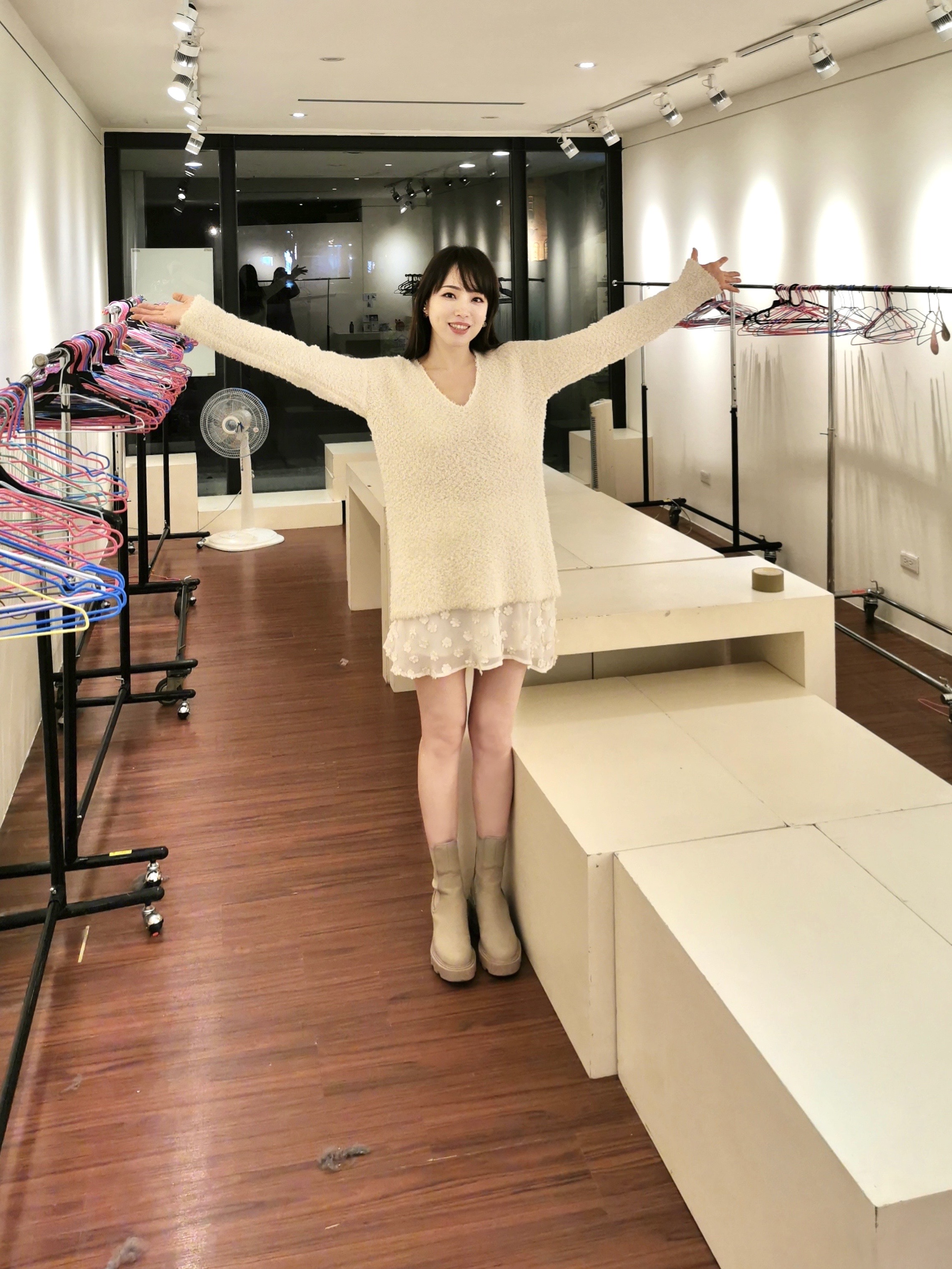 三天活動全數賣光，共募得超過11萬元 （圖為主辦人朱蕾安）。（楠軒工作室提供）
