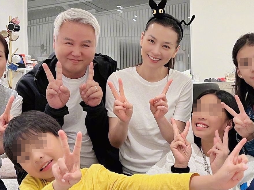 林瑞陽和張庭兩年了做了9次試管，如今已擁有一子一女。（翻攝張庭微博）