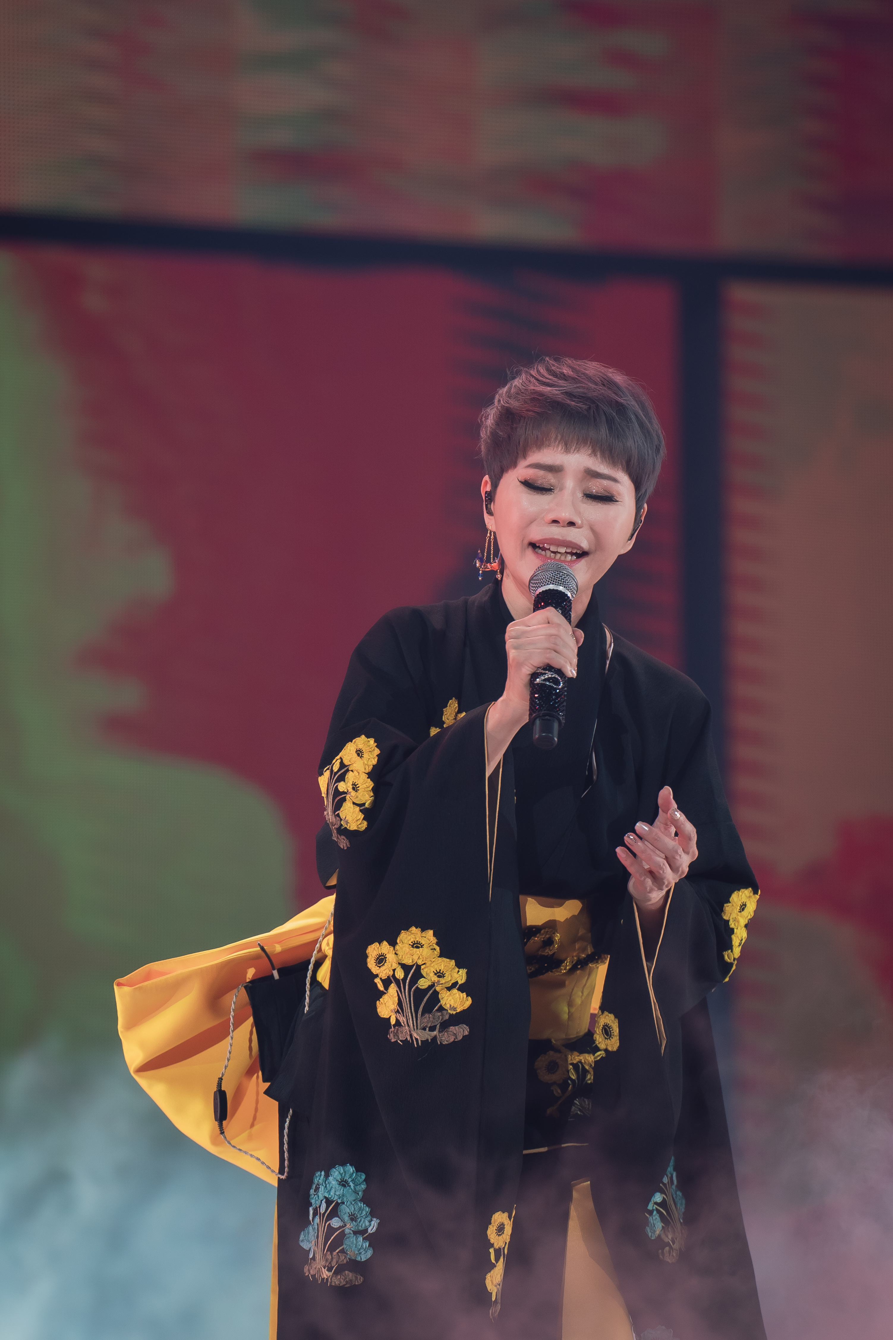 詹雅雯拖著病體,圓滿完成演唱會。(雅雯音樂x寬宏藝術提供)
