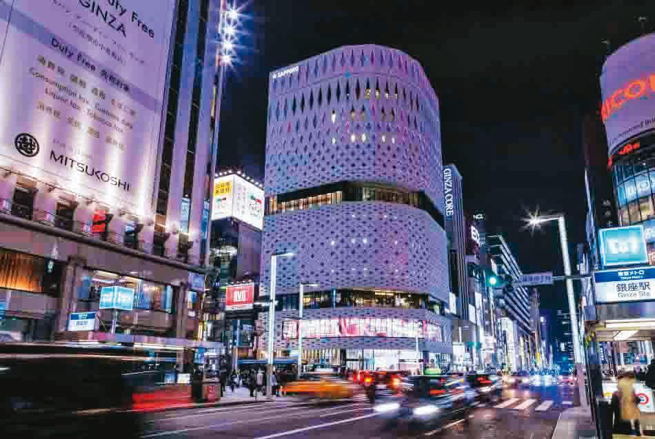 六本木是日本東京最繁華的地方,國內許多開發案皆以此為標竿。