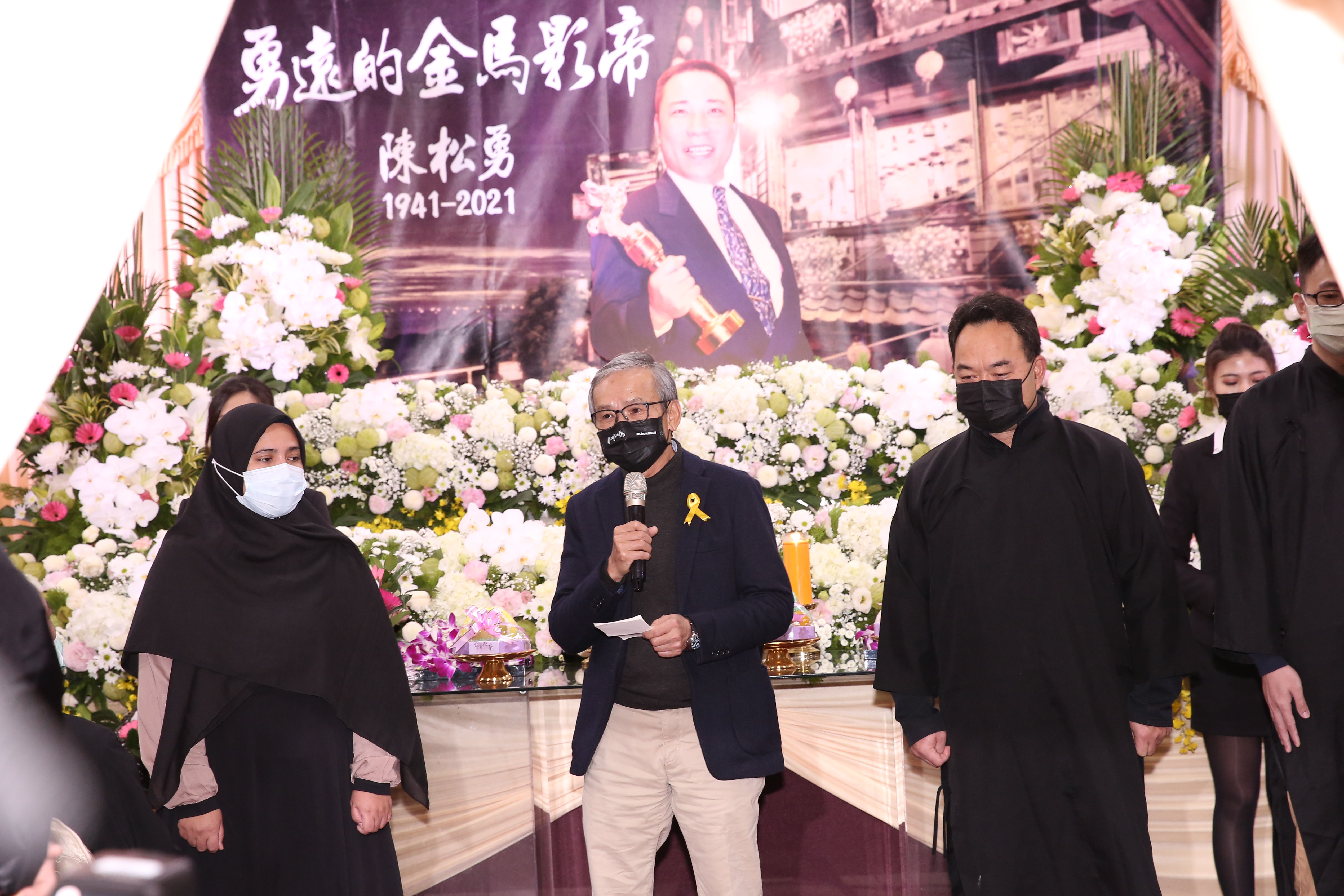 陳松勇生前摯友吳念真代表家屬致詞，他總結陳松勇一生有4個福氣、2大虧欠，文字真摯感人。