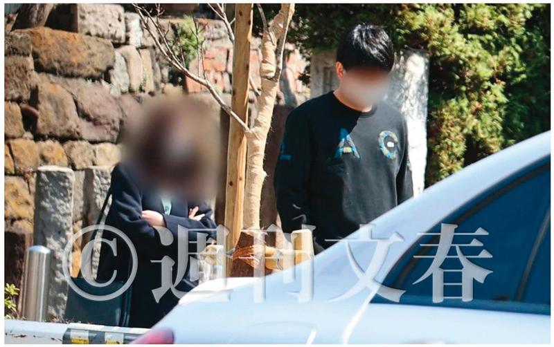 日媒《週刊文春》直擊，福原愛疑似不倫的對象「橫濱大谷翔平」（右）其實是有老婆（左）的人。（翻攝自週刊文春）