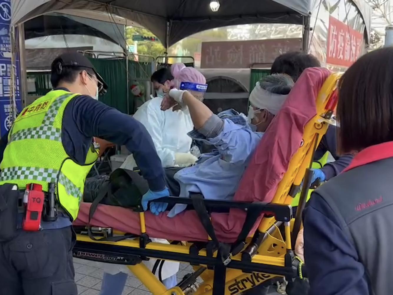 漢翔公司台中水湳工廠發生火警有傷者送醫。