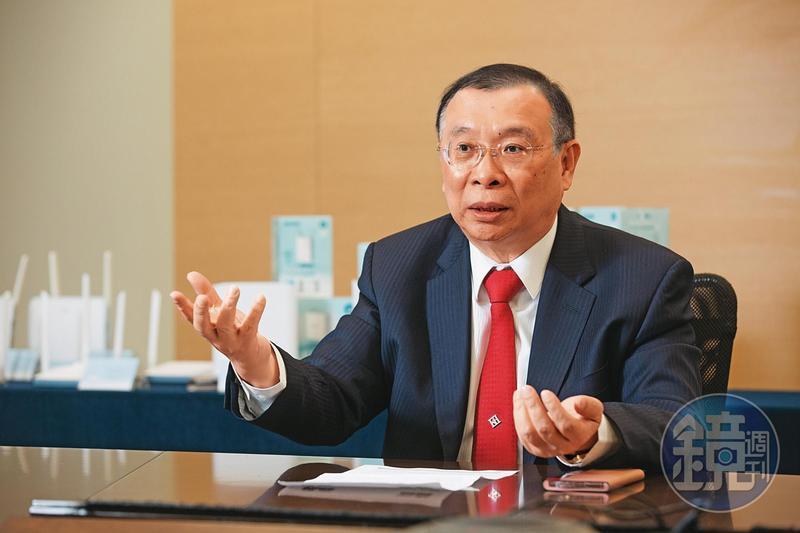 台鋼集團會長謝裕民(市場派)日前在接受本刊採訪時表示,自己出錢又出力卻還被罵。