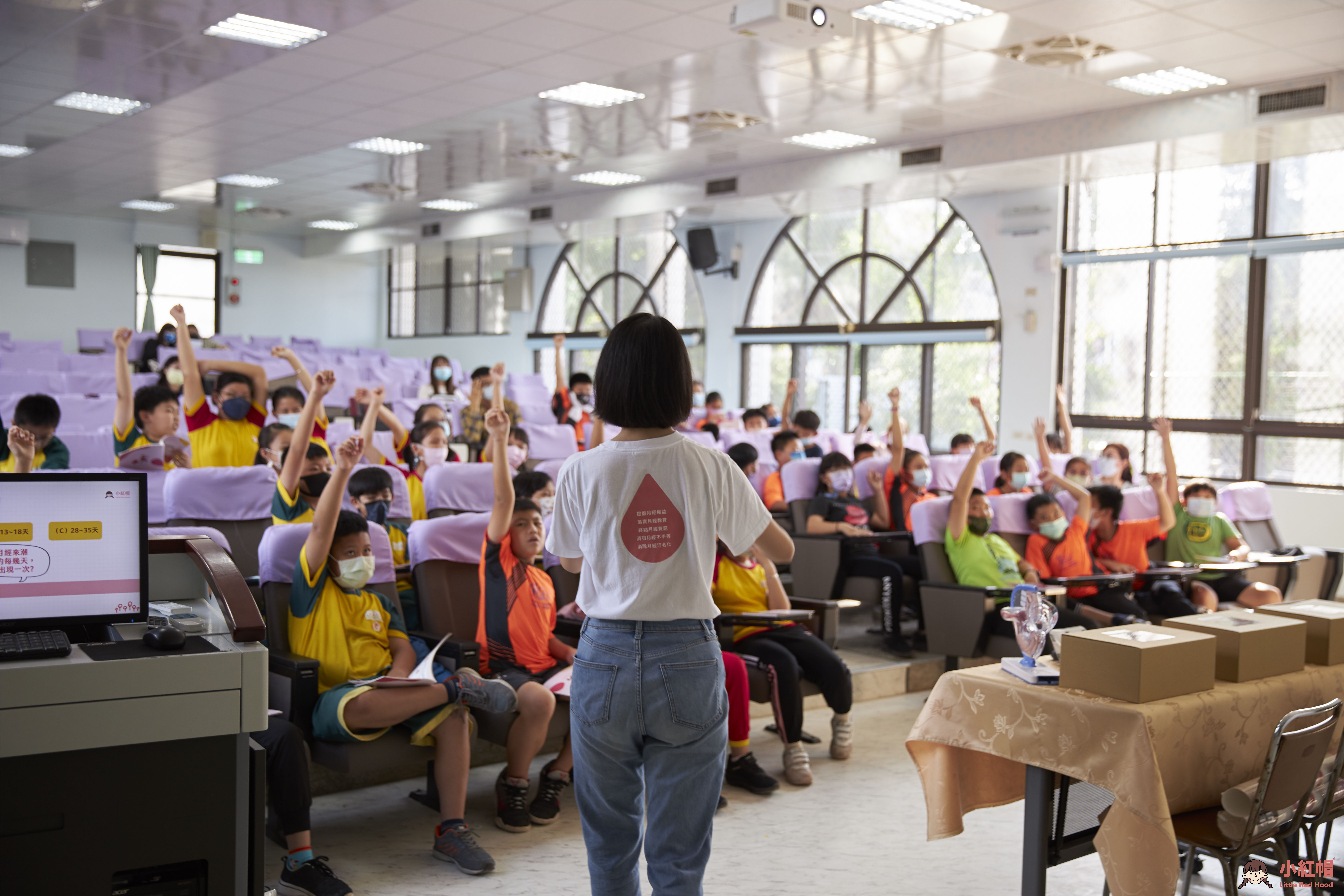 「小紅帽Little Red Hood」意識到月經貧窮的困境，從去年開始透過實體講座、課程的方式，讓大家更了解月經生理現象。（小紅帽Little Red Hood提供）