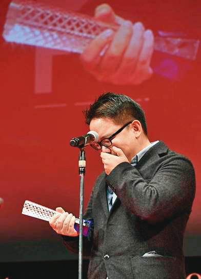 楊毅恆2017年在東京國際影展上以電影《阿奇洛》成為首位拿下最佳導演的馬來西亞人。（可樂電影提供）