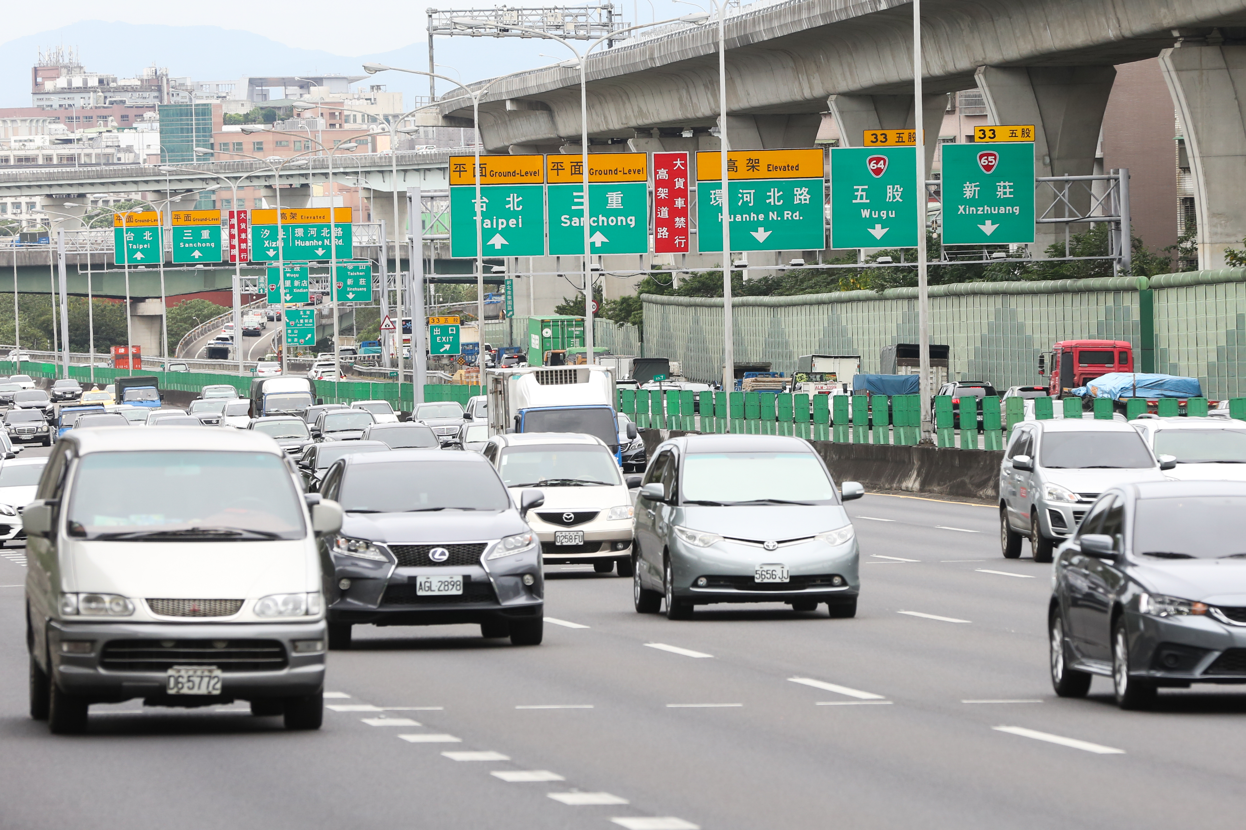 高公局預估6路段易壅塞，提醒用路人儘量於下午時段出發。（本刊資料照）