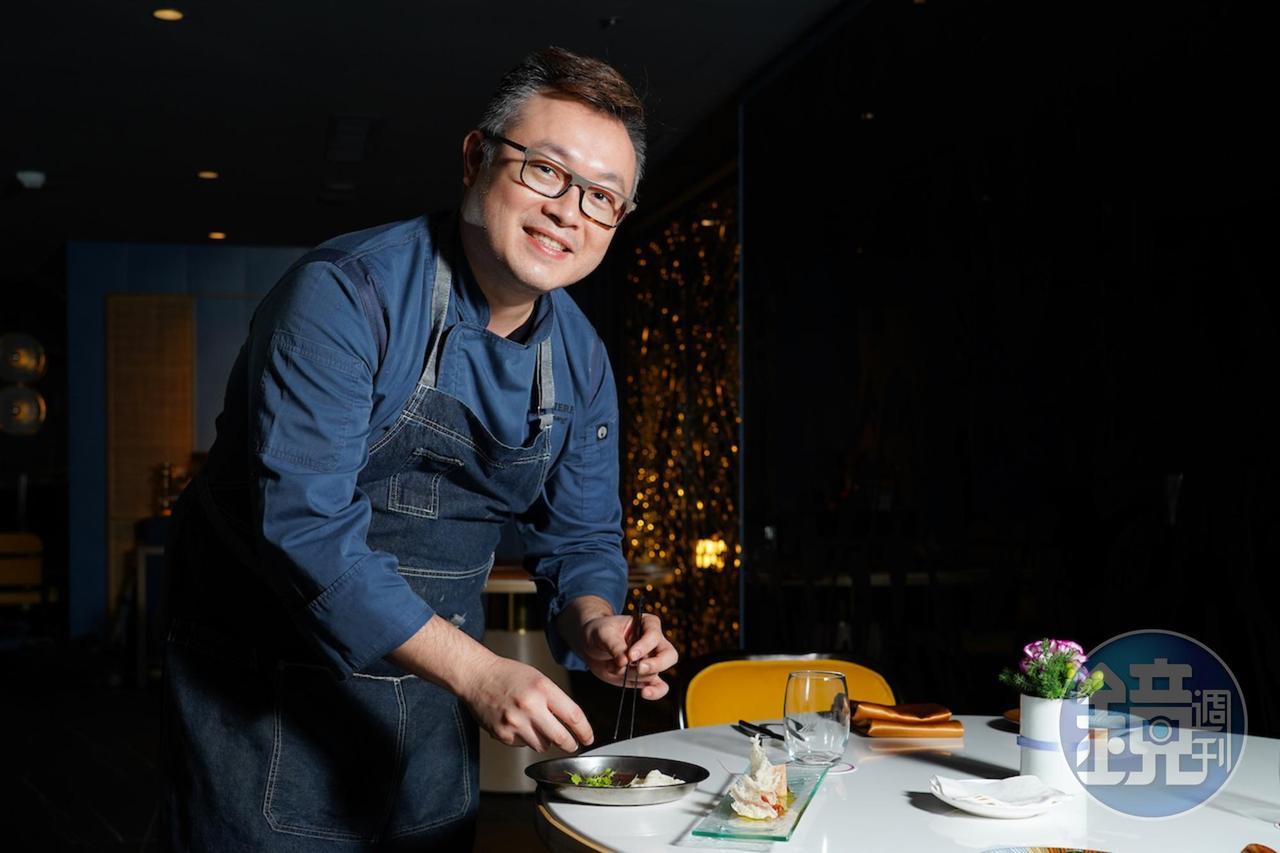 餐飲顧問張虔茂（Jimmy）曾在美國米其林餐廳工作，他以法式料理為底，為PAVO打造輕鬆快意的下酒菜。