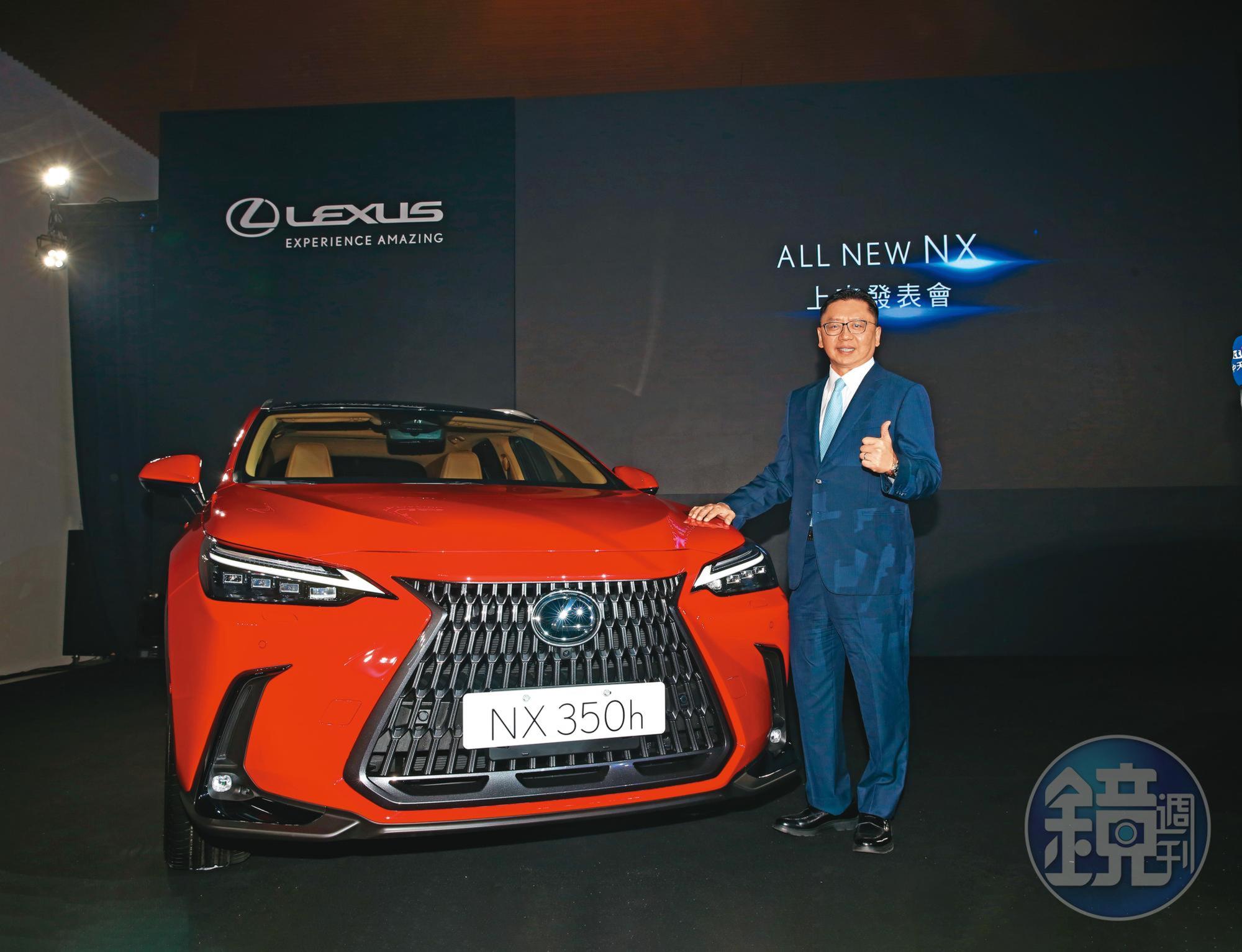 和泰車日前發表全新豪華休旅神車LEXUS NX,蘇純興矢言要從德國賓士手中搶回豪華車王座。