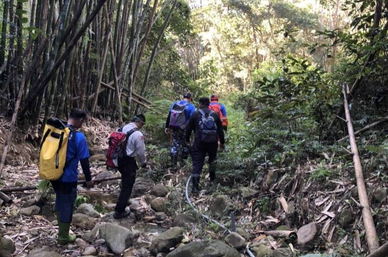 2男1女進入南投埔里的臥龍洞古道，卻釀成1死2失蹤。（翻攝畫面）