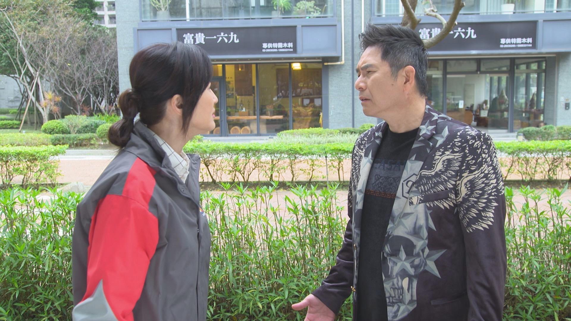 李之勤(左)跟洪都拉斯(右)首次合作,火花不斷。(民視提供)