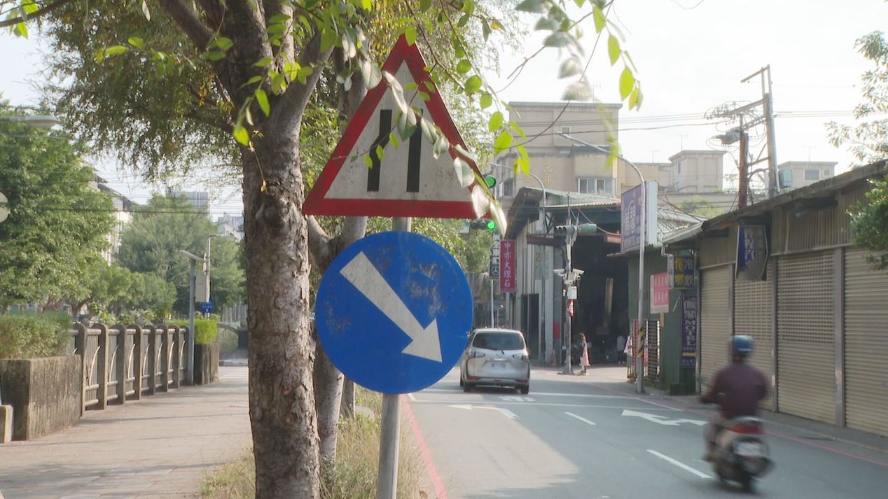 居民認為道路設計才是車禍頻傳主因。