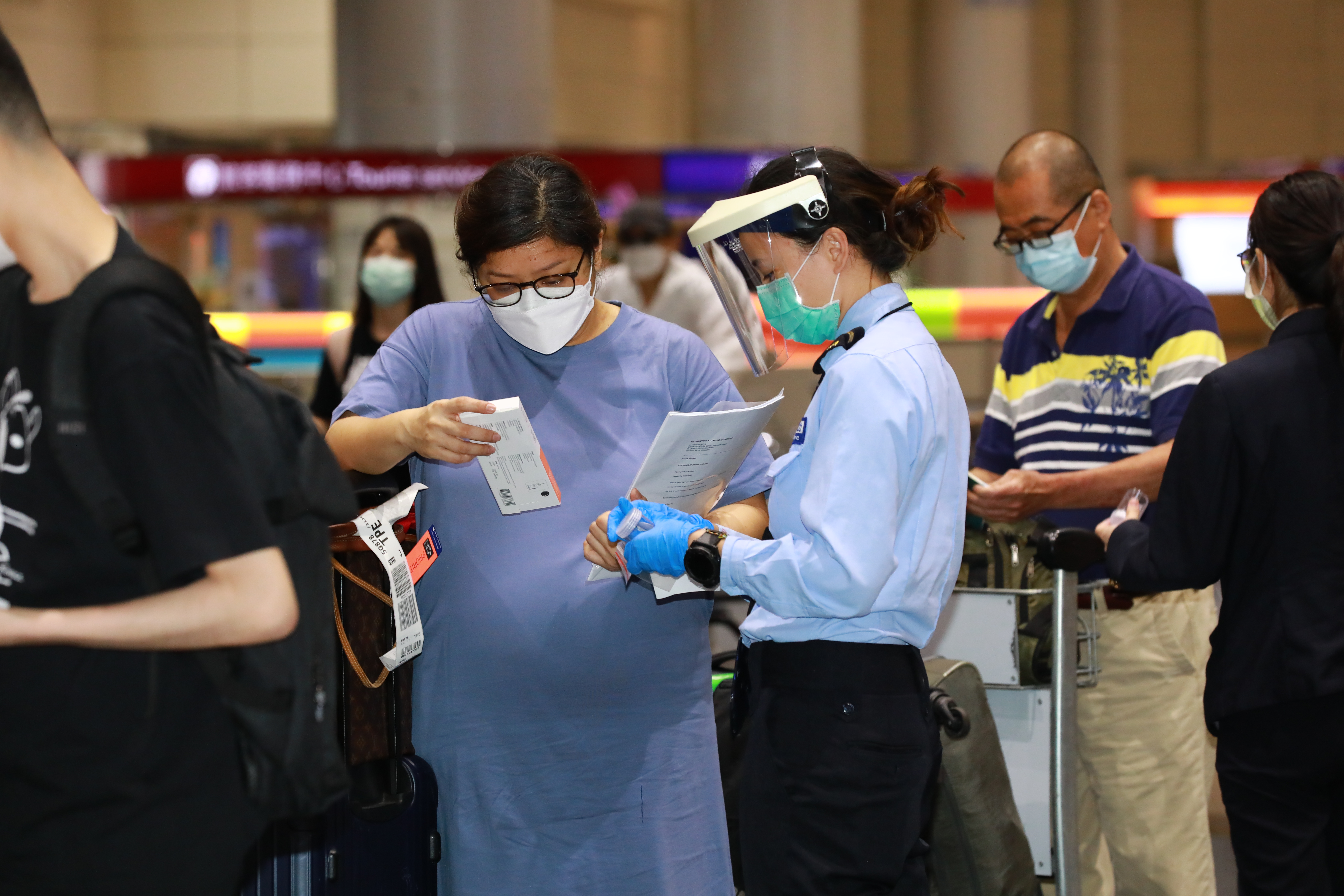 謝宗學醫師表示，1月16日以前返鄉國人數字將是高峰，所以，境外移入病例可能持續維持增加。