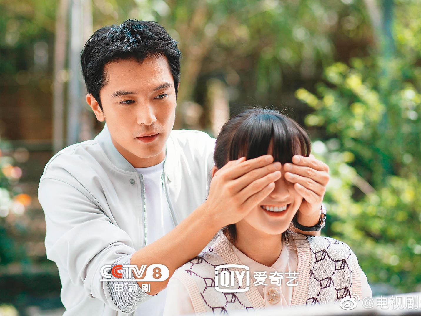 邱澤不只在台灣奠定一線地位,在中國大陸也有作品,最近因演出陸劇《生活家》備受矚目。(翻攝自生活家微博)