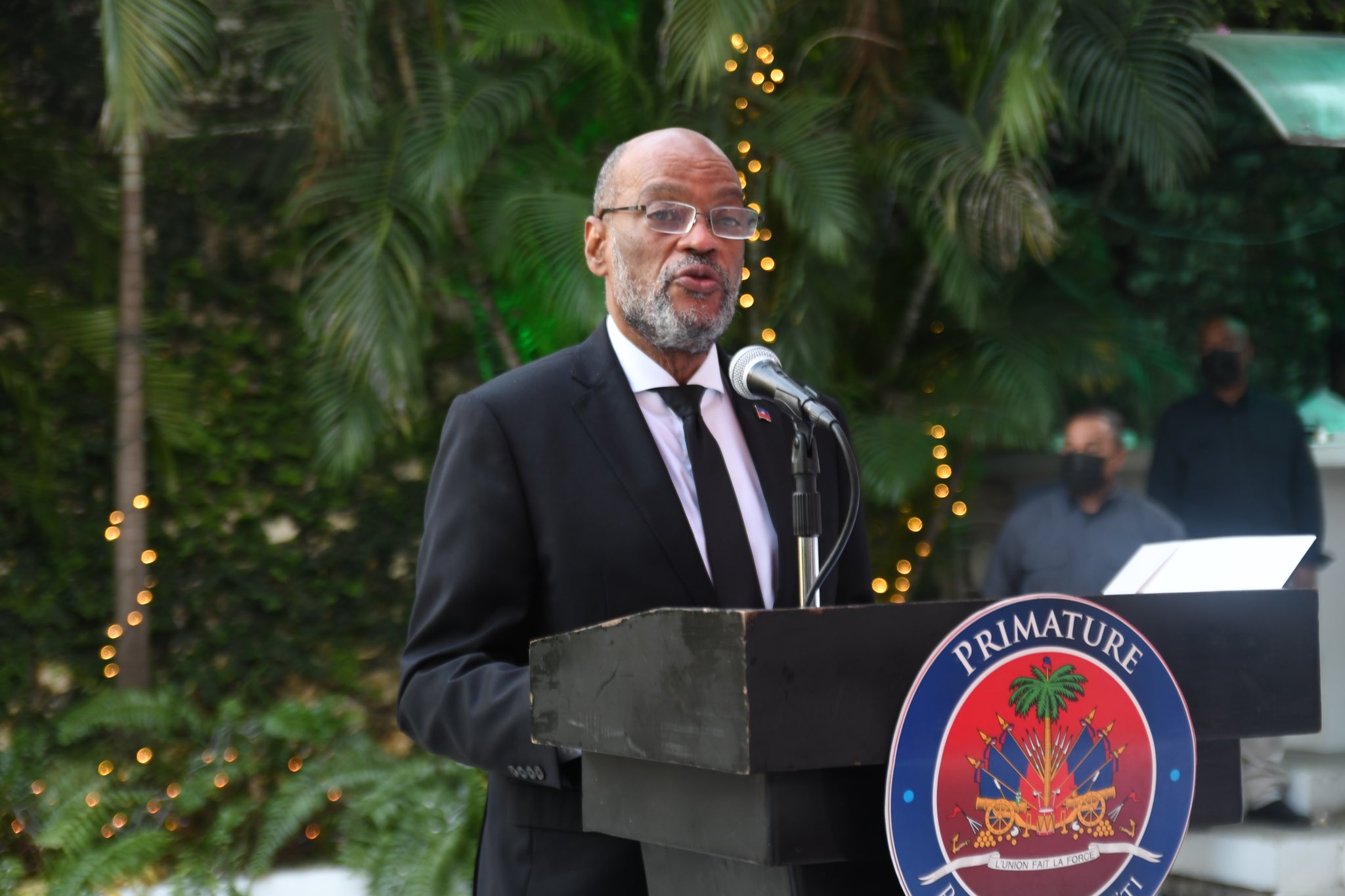 海地總理亨利於元旦遇刺，所幸順利逃離現場。（翻攝自Dr Ariel Henry推特）