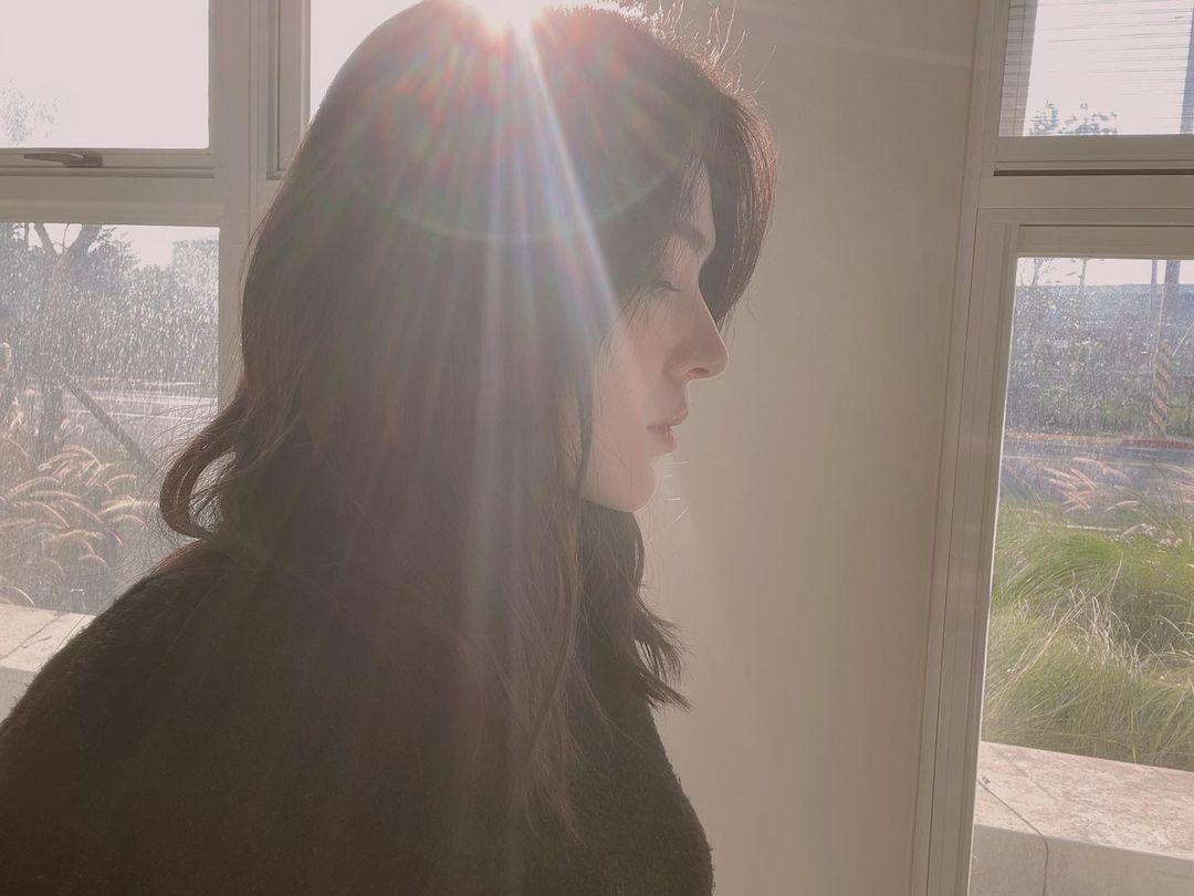 許瑋甯曬出「老公視角」美照。（翻攝許瑋甯IG）