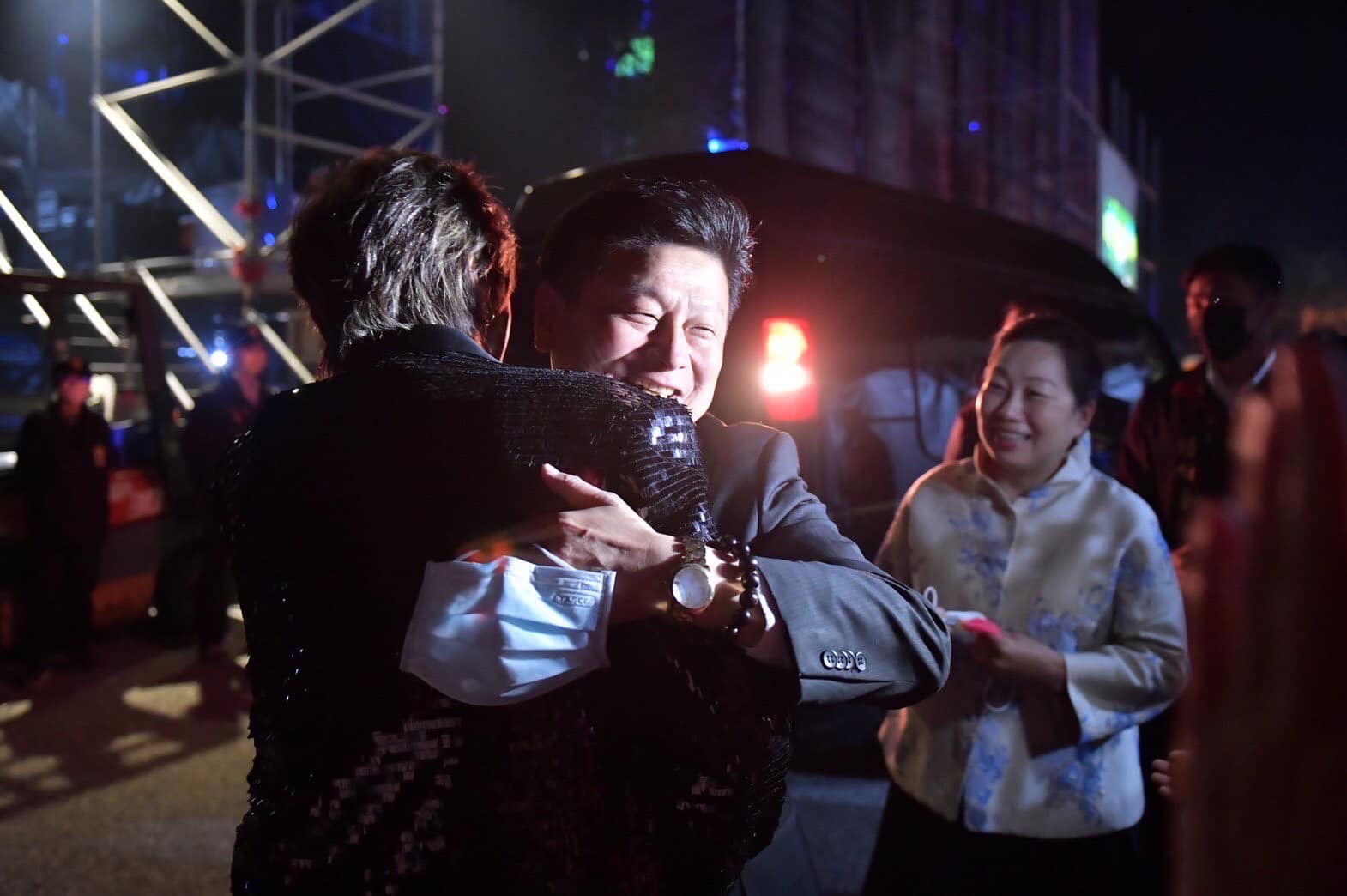 羅志祥沉寂近2年後憑跨年演唱會挽回不少支持。（翻攝自傅崐萁臉書）