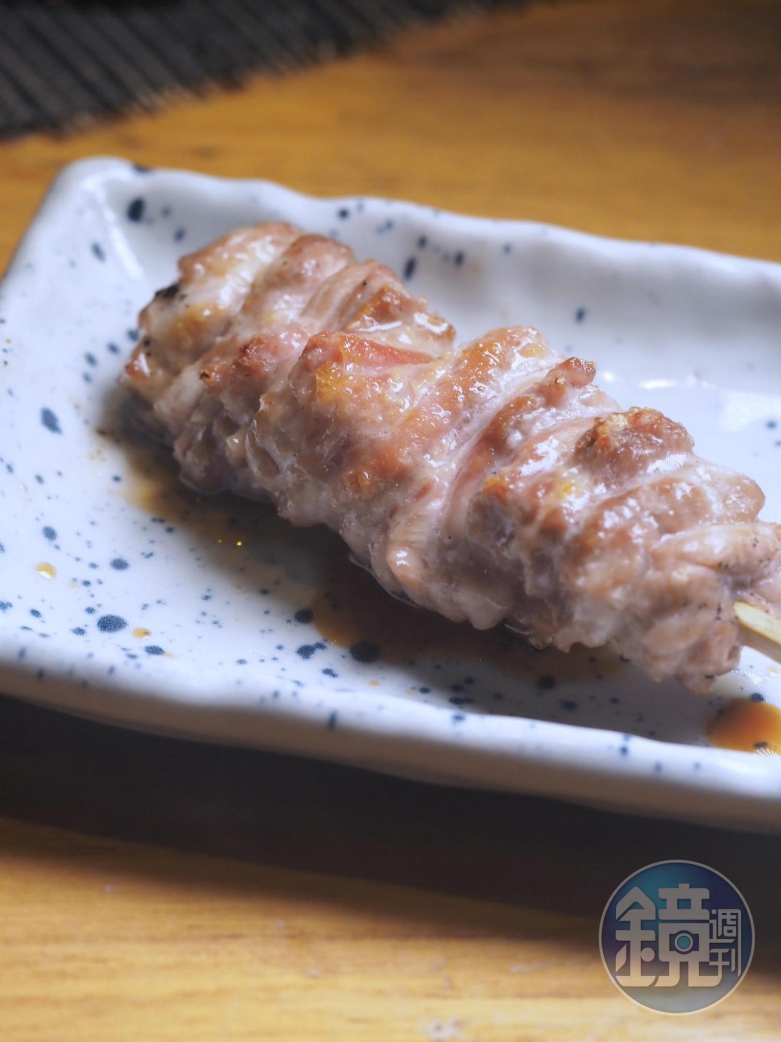 處理費工的「雞首肉」有如雞身上的松阪肉,口感脆Q。(日向特別套餐內容)