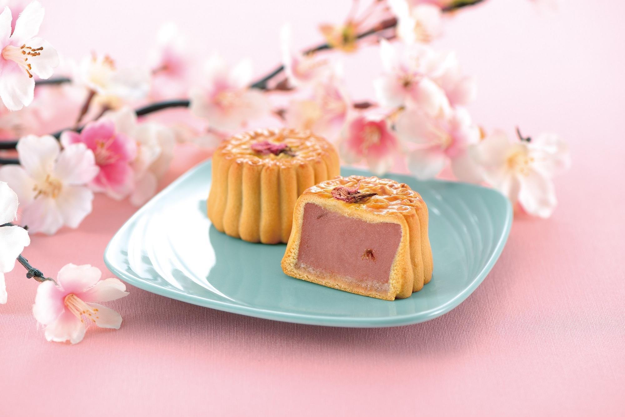 Klook賞櫻便當，還包括自日本空運來台的限量「櫻花和菓子」。（Klook提供）